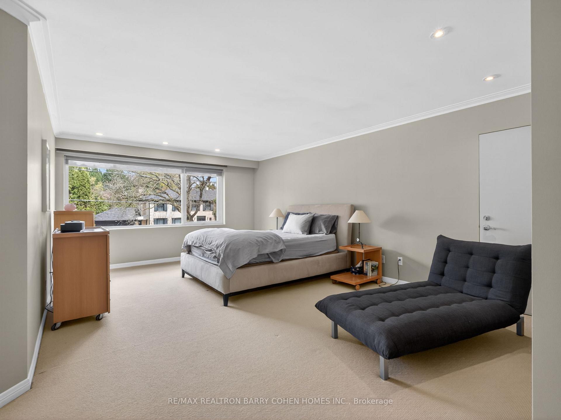 Photo 17 of 19 Saintfield Avenue, North York, Bridle Path-Sunnybrook-York Mills — HOMEH