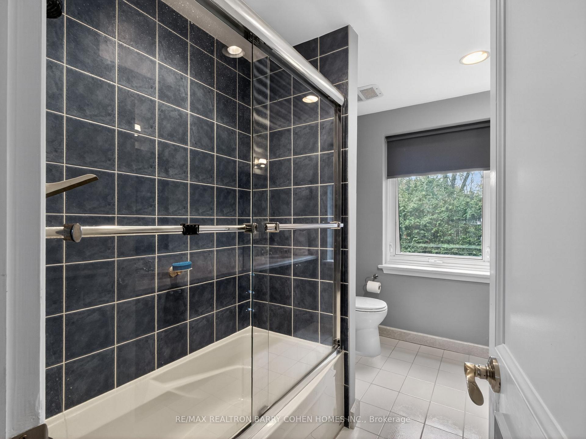 Photo 19 of 19 Saintfield Avenue, North York, Bridle Path-Sunnybrook-York Mills — HOMEH