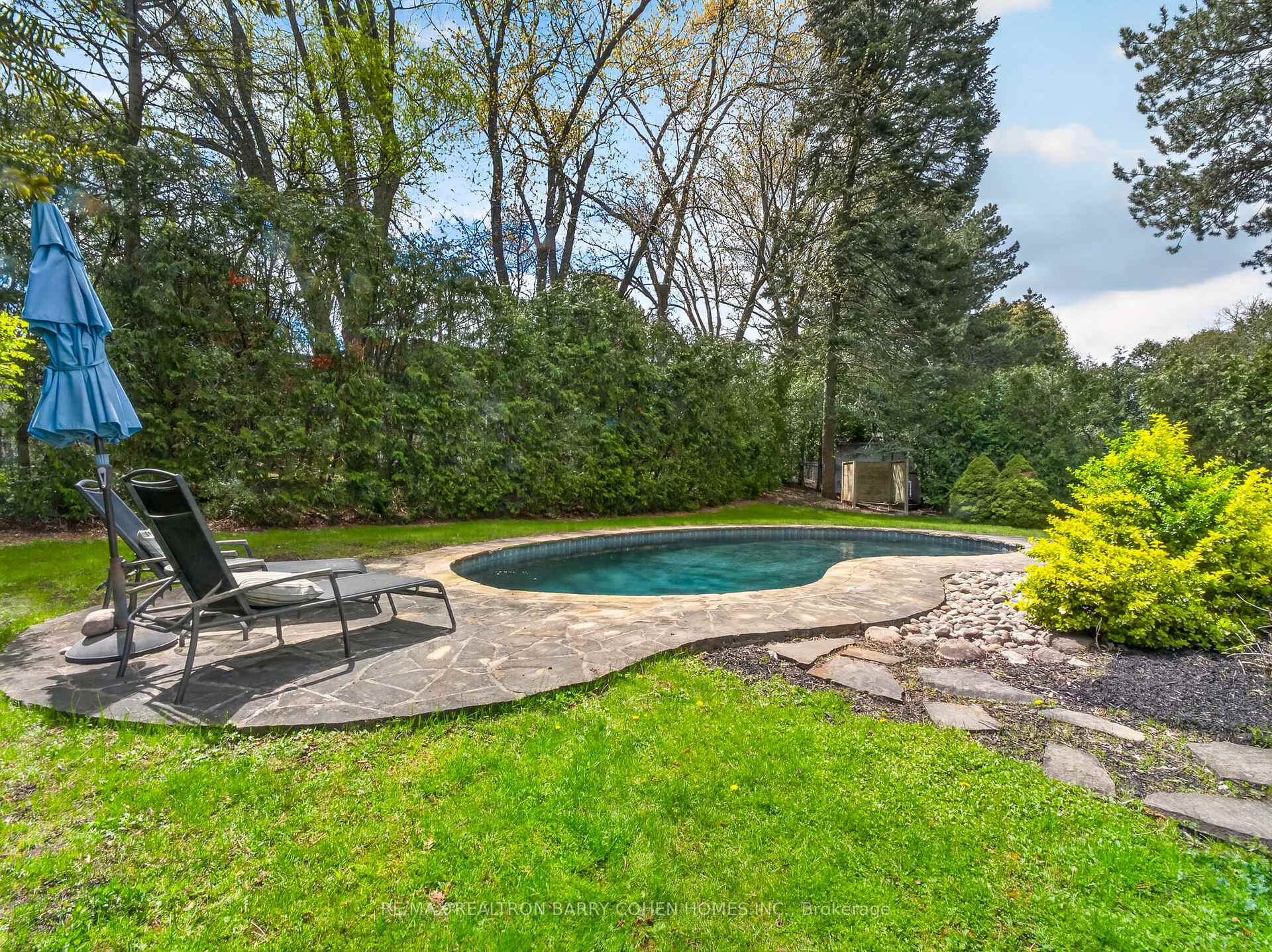 Photo 33 of 19 Saintfield Avenue, North York, Bridle Path-Sunnybrook-York Mills — HOMEH