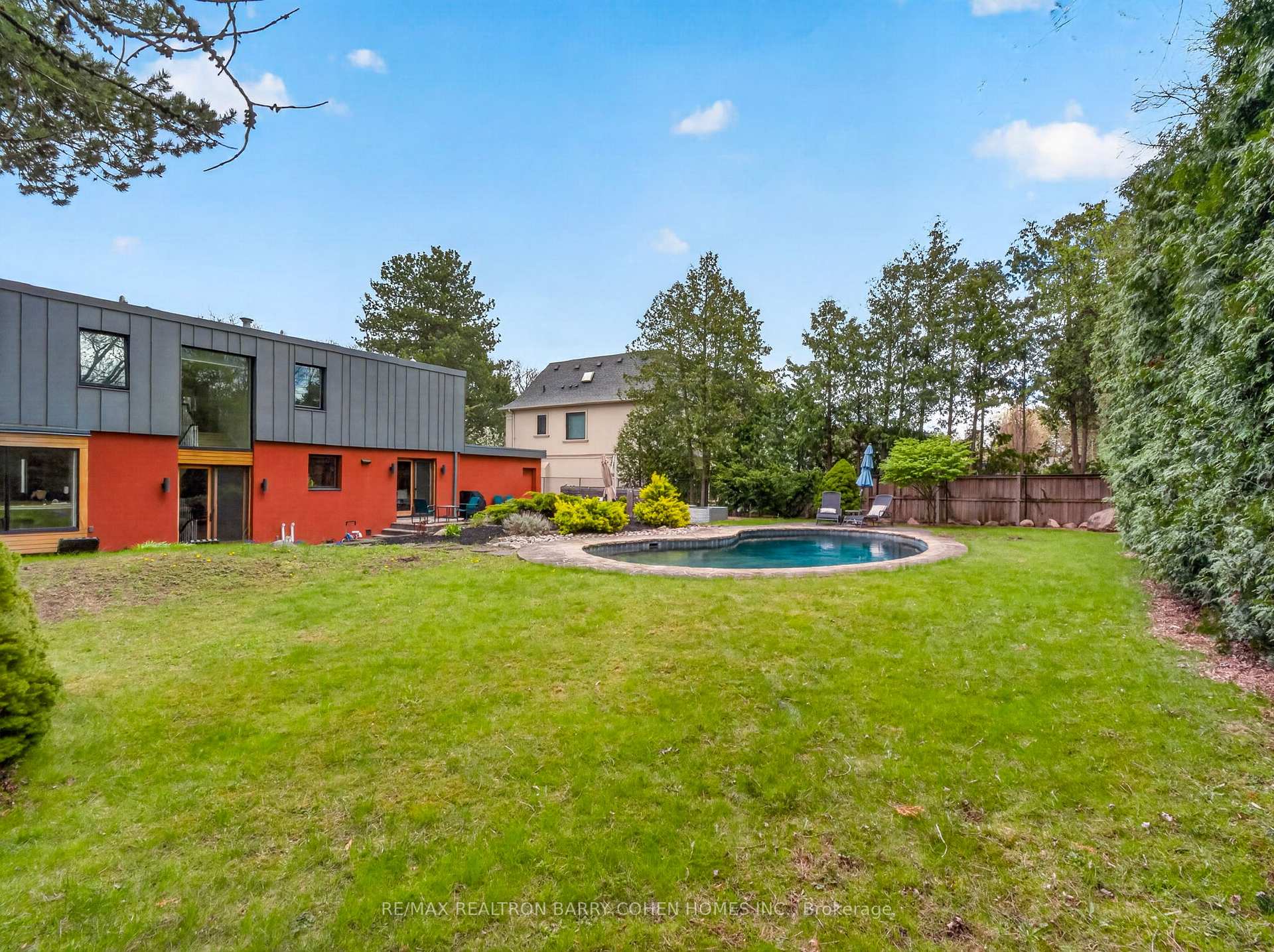 Photo 35 of 19 Saintfield Avenue, North York, Bridle Path-Sunnybrook-York Mills — HOMEH
