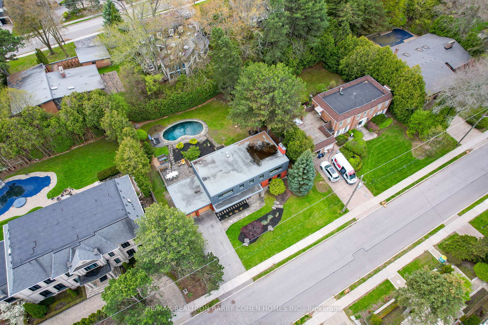 Photo 37 of 19 Saintfield Avenue, North York, Bridle Path-Sunnybrook-York Mills — HOMEH