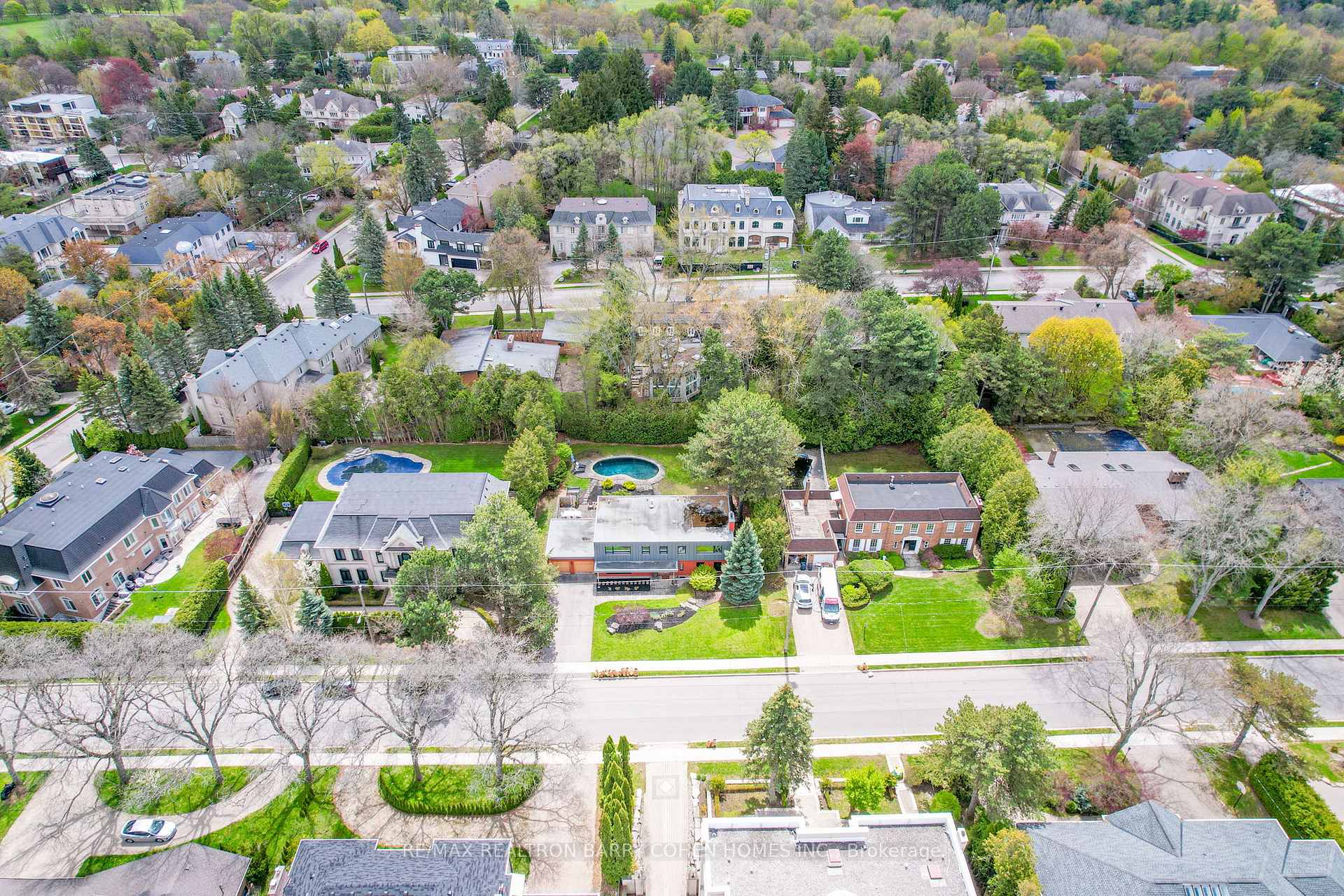 Photo 38 of 19 Saintfield Avenue, North York, Bridle Path-Sunnybrook-York Mills — HOMEH