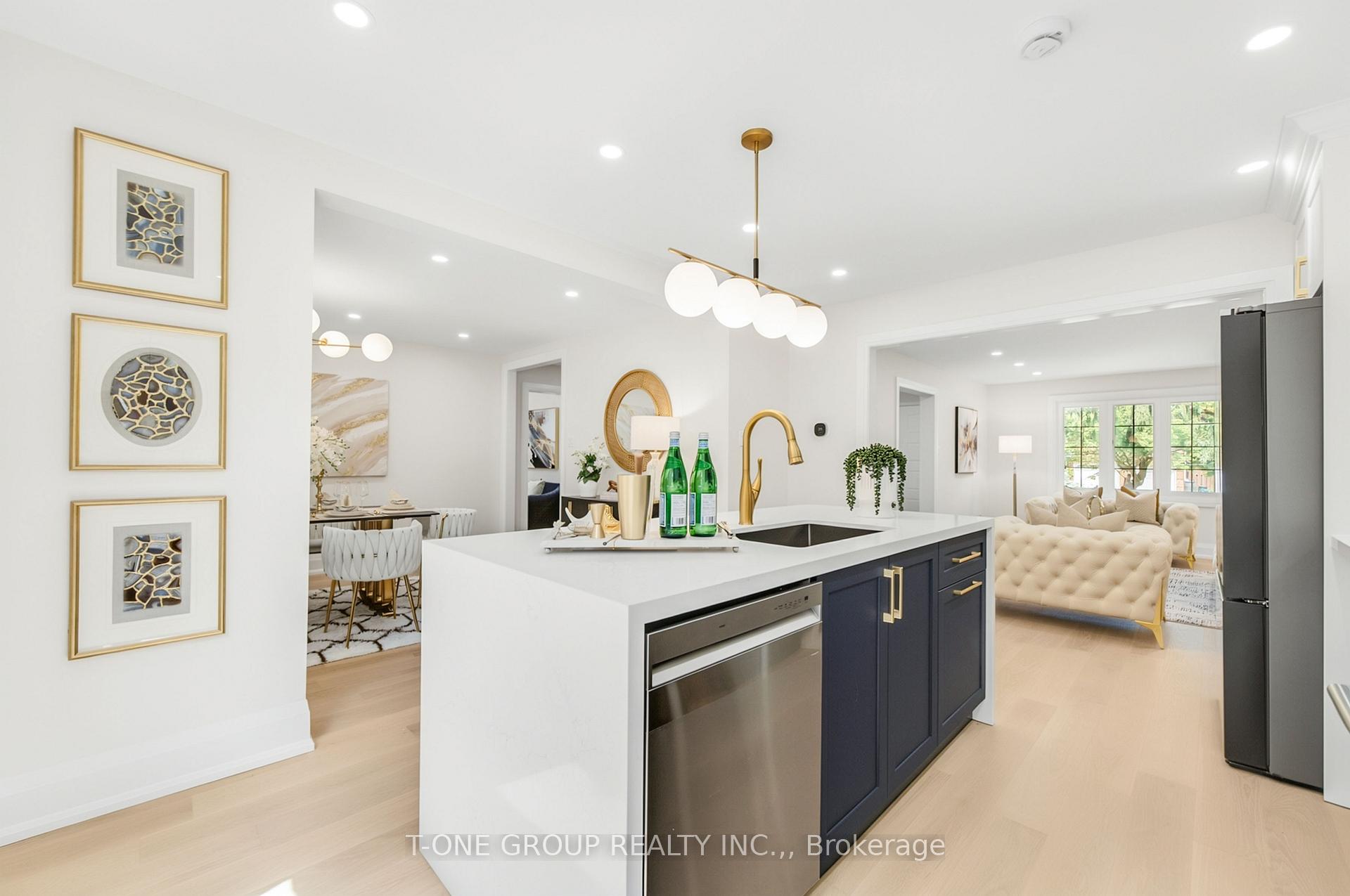 Photo 9 of 57 Buchanan Drive, Markham, Unionville — HOMEH