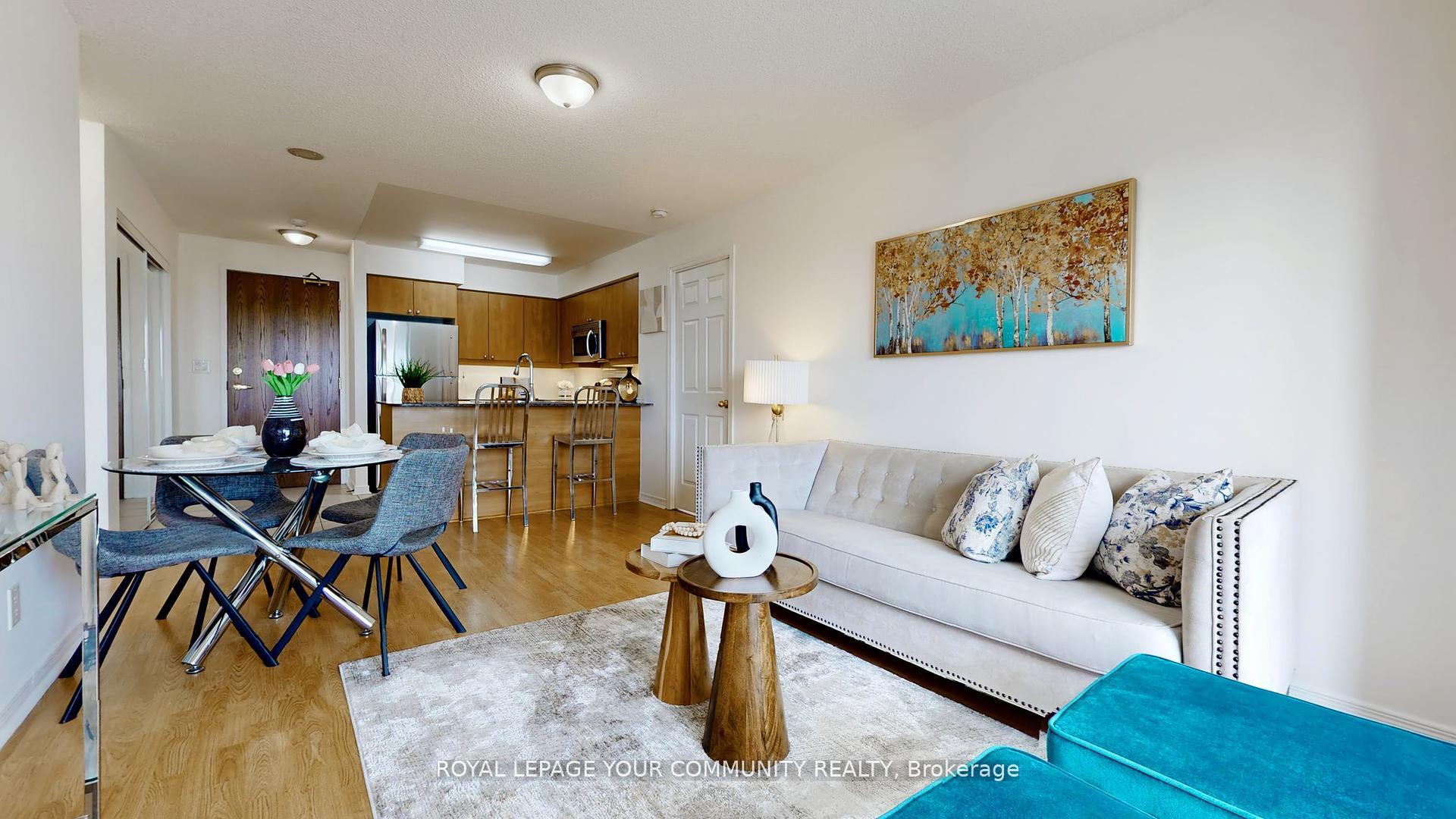 Photo 8 of Unit 1005, 185 Oneida Crescent, Richmond Hill, Langstaff — HOMEH