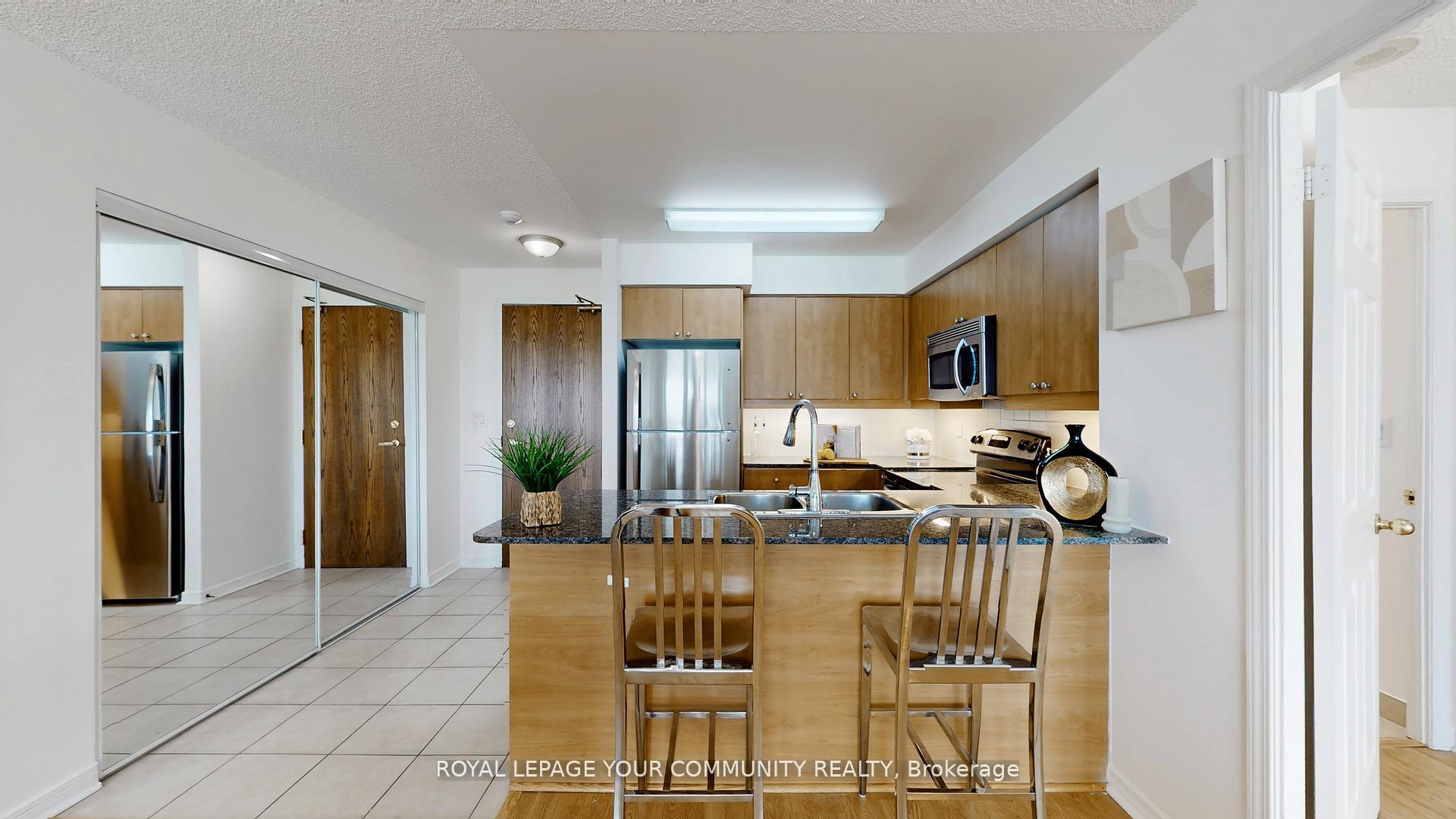 Photo 13 of Unit 1005, 185 Oneida Crescent, Richmond Hill, Langstaff — HOMEH