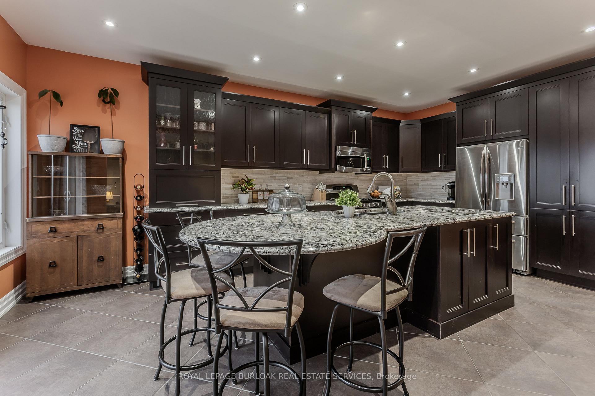 Photo 9 of 24 Newcastle Court, Hamilton, Thorner — HOMEH