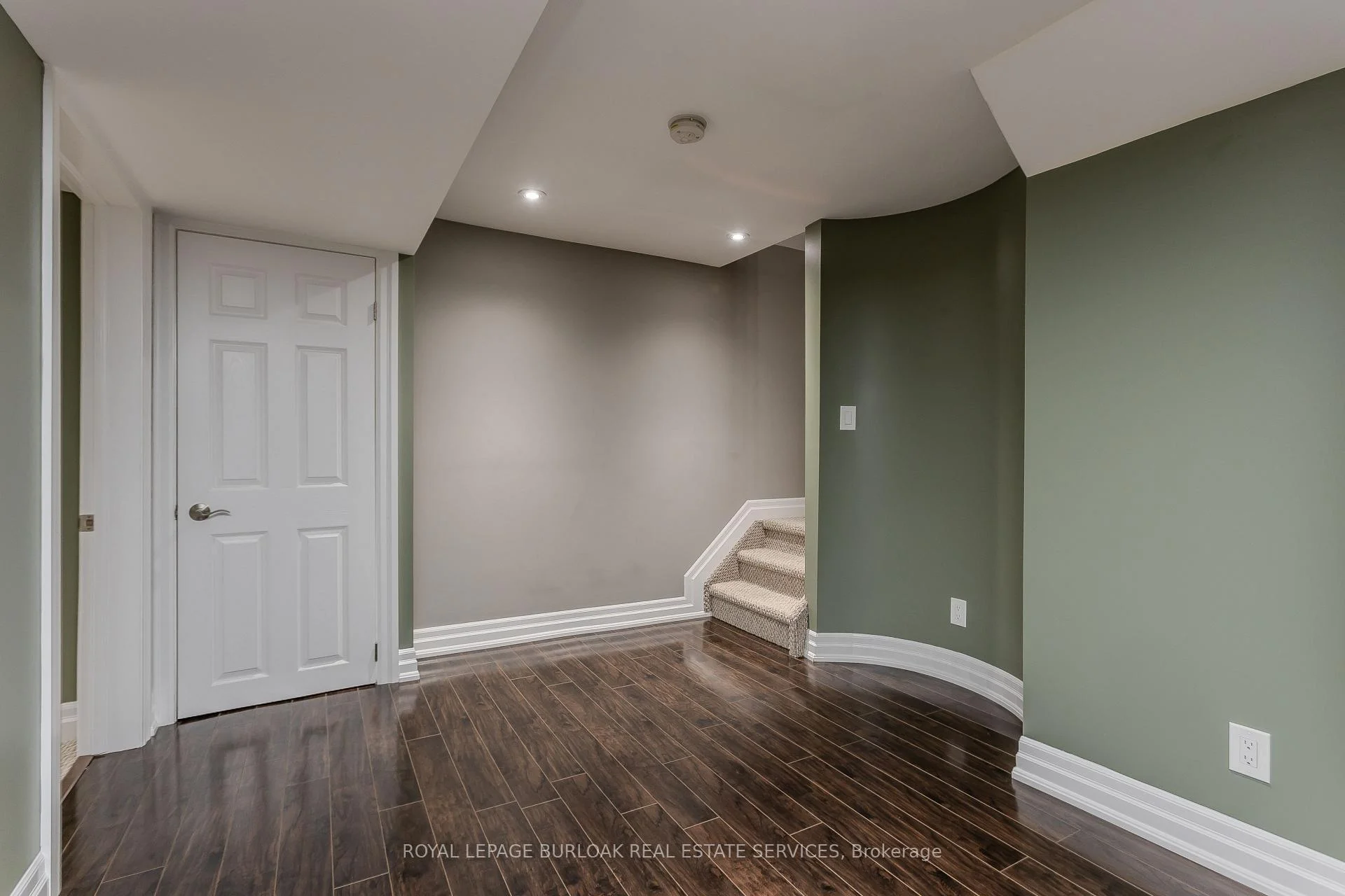 Photo 37 of 24 Newcastle Court, Hamilton, Thorner — HOMEH