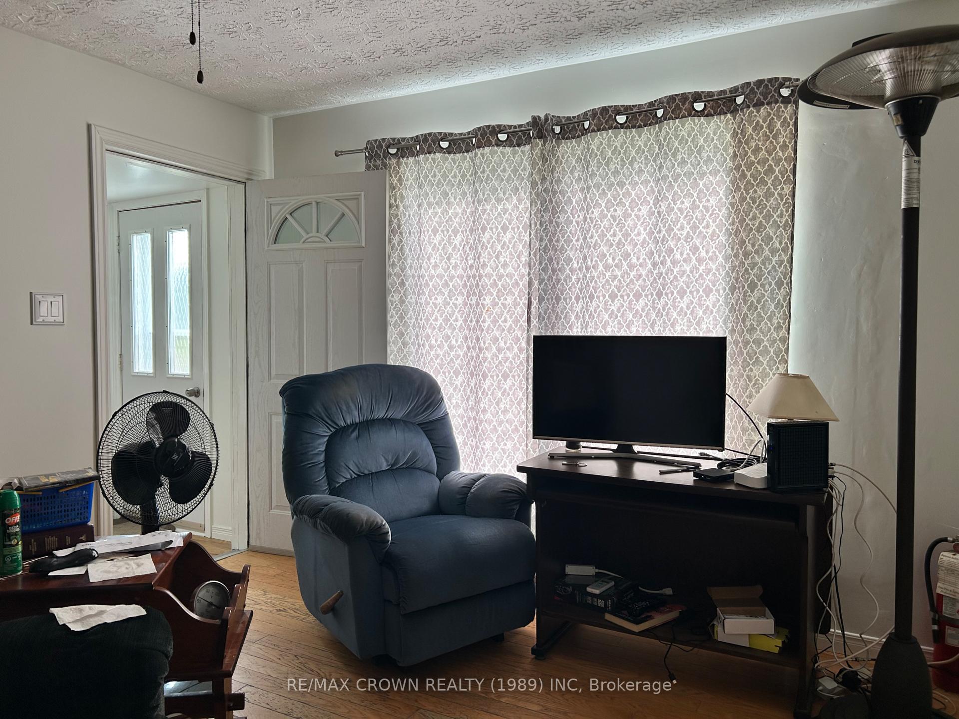 Photo 7 of 45 Dallyn Avenue, Kapuskasing — HOMEH