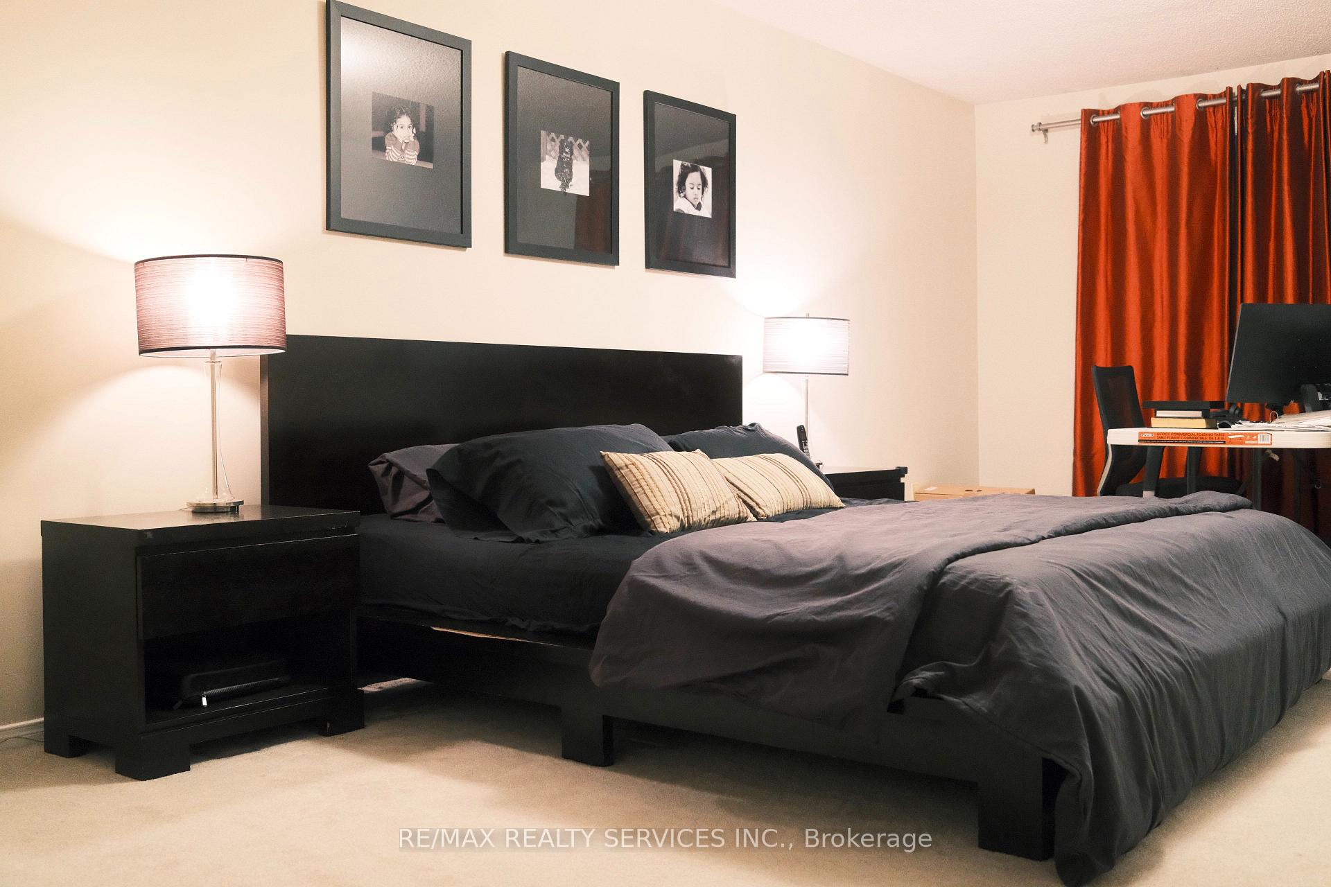 Photo 12 of 3975 Seebring Crescent, Mississauga, Erin Mills — HOMEH