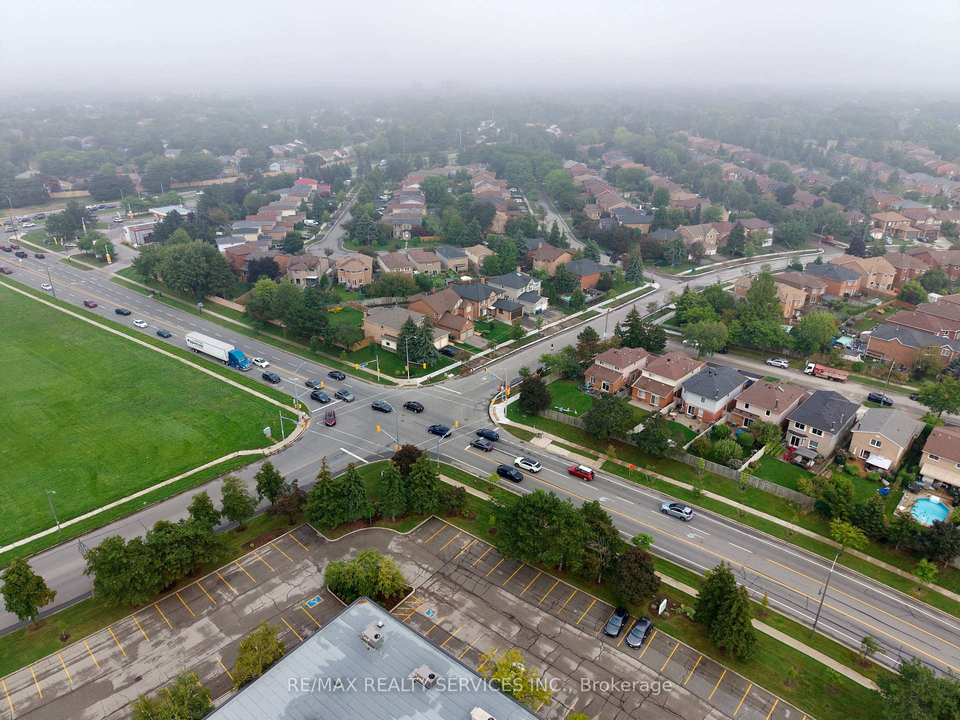 Photo 23 of 3975 Seebring Crescent, Mississauga, Erin Mills — HOMEH