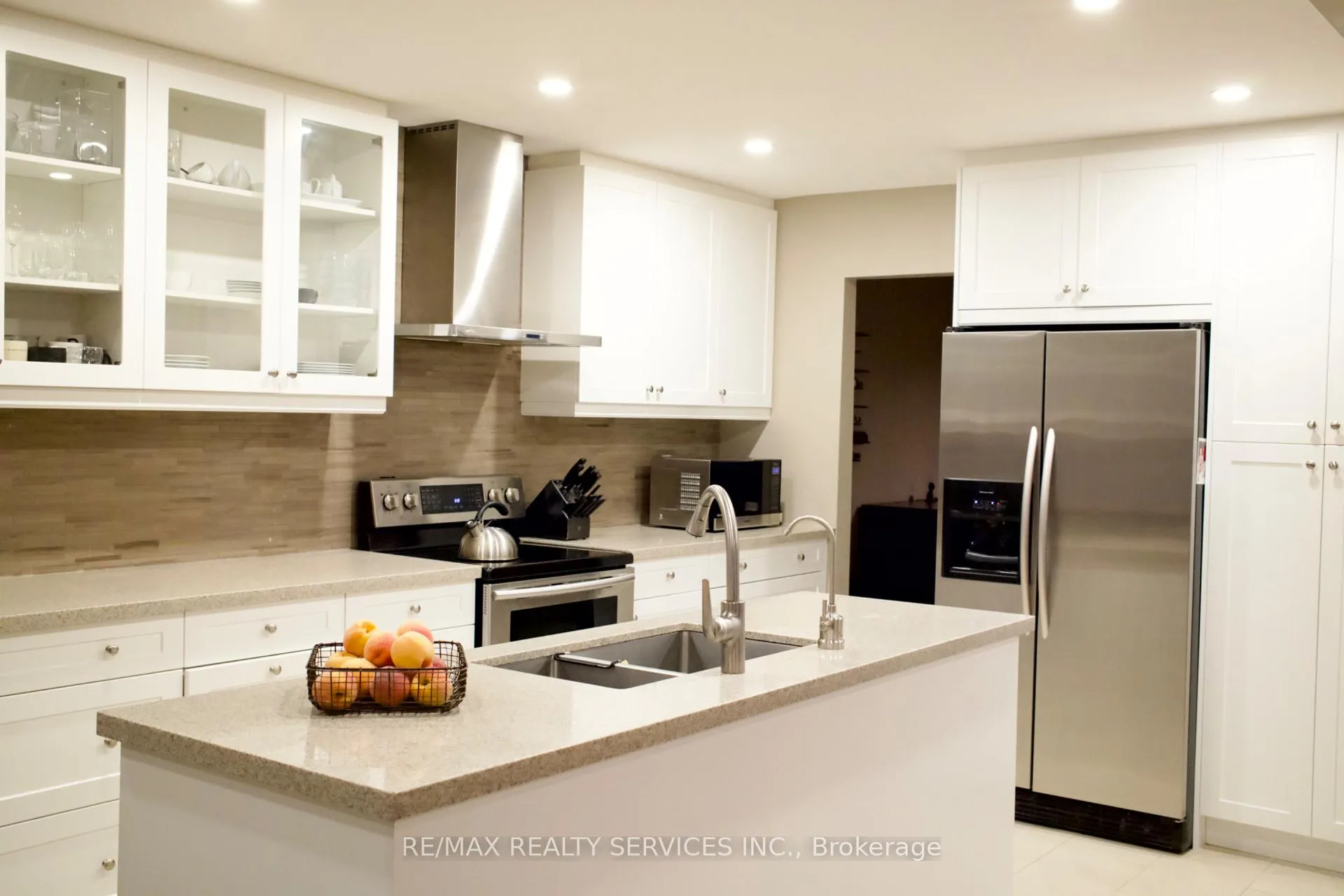 Photo 1 of 3975 Seebring Crescent, Mississauga, Erin Mills — HOMEH