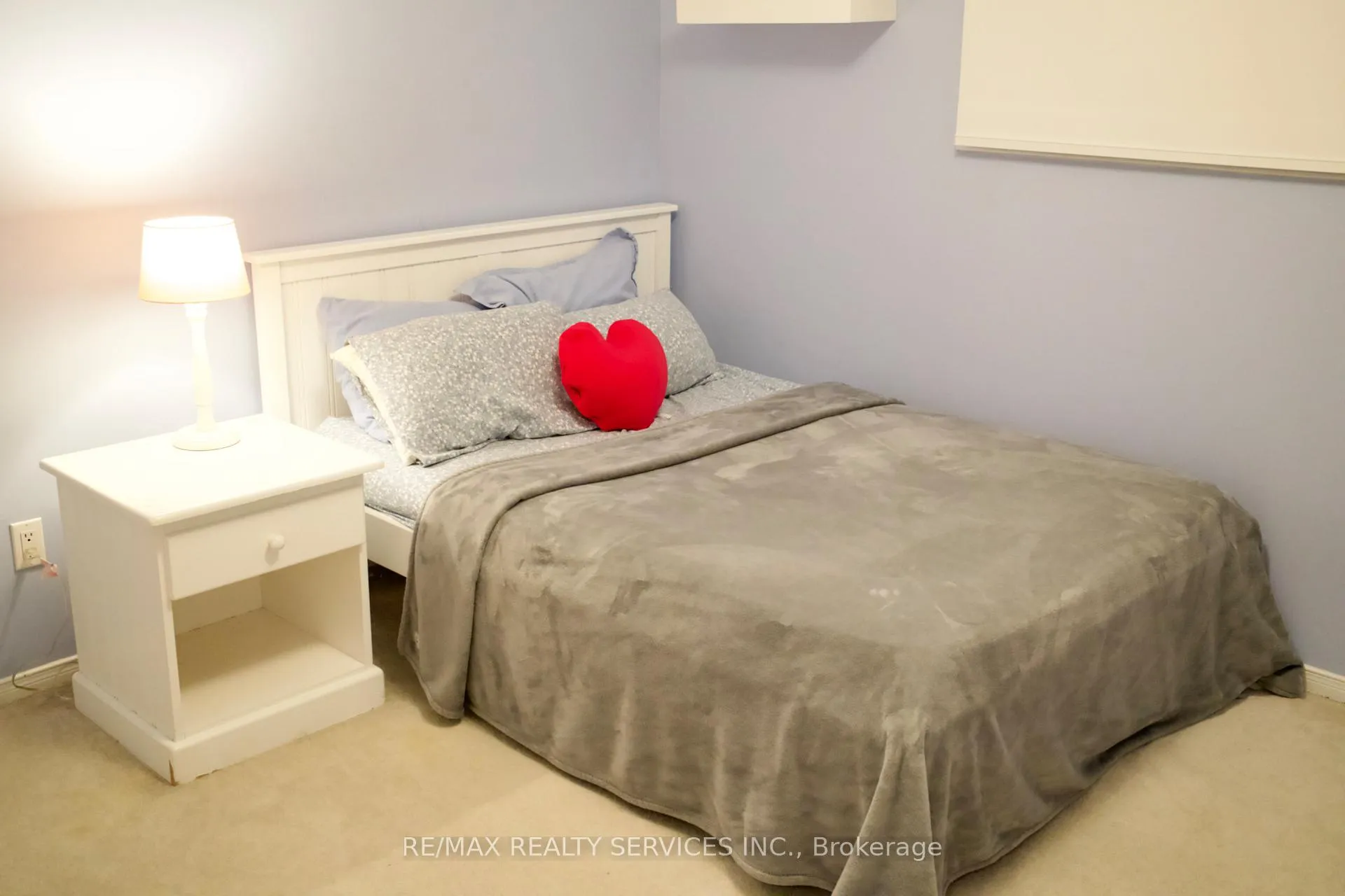Photo 14 of 3975 Seebring Crescent, Mississauga, Erin Mills — HOMEH