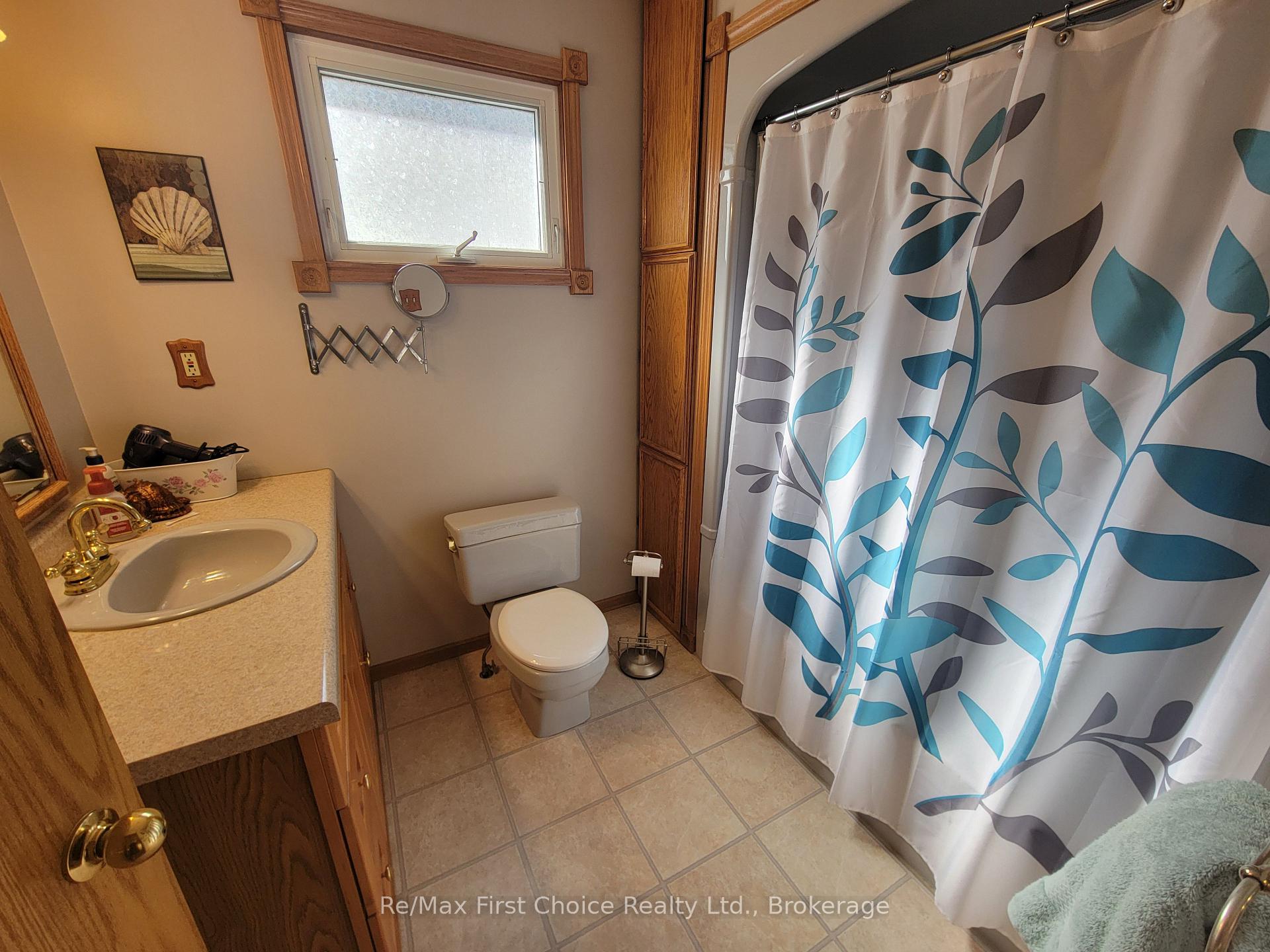 Photo 9 of 248 Third St Street E, Fort Frances — HOMEH