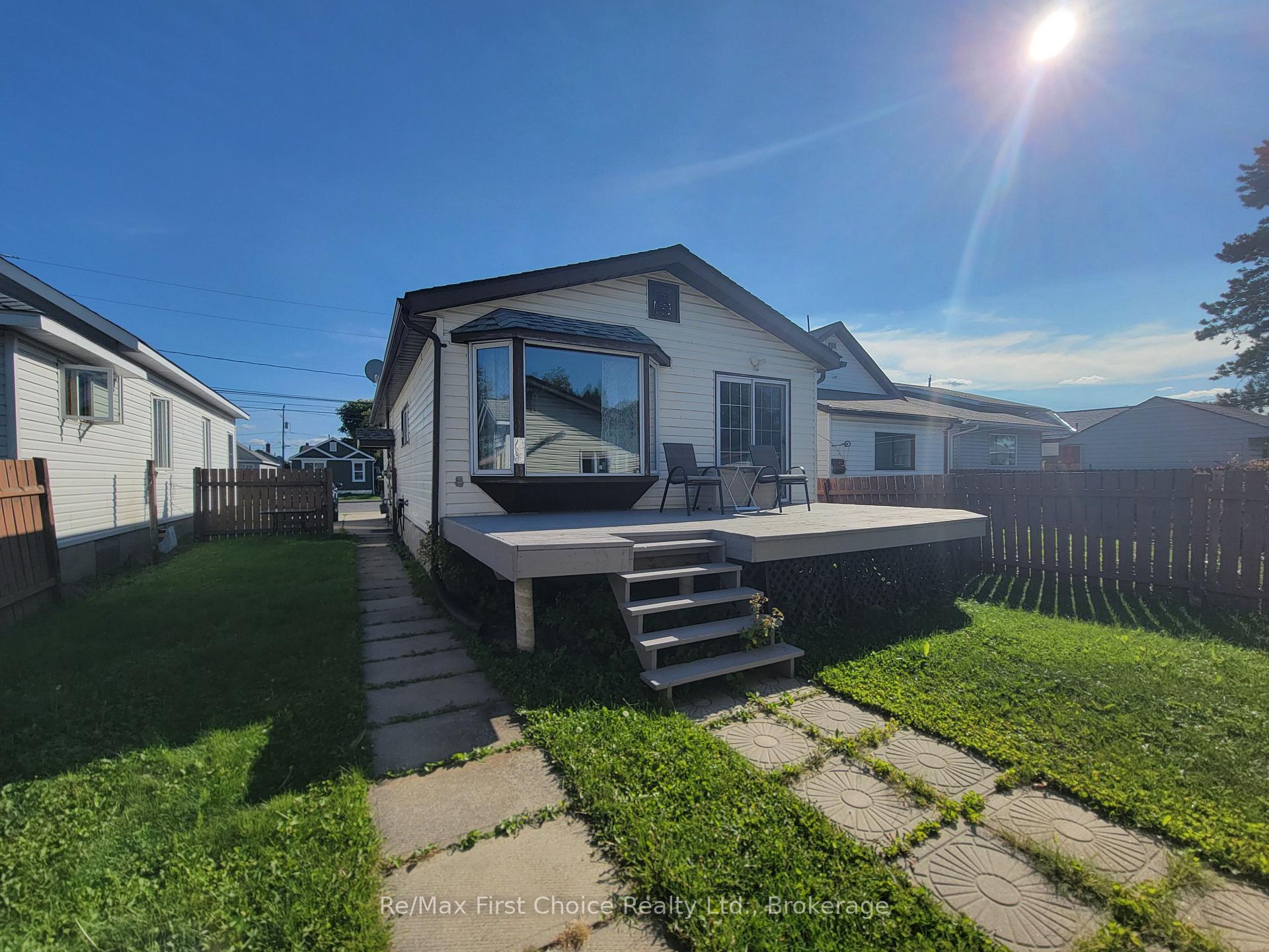 Photo 20 of 248 Third St Street E, Fort Frances — HOMEH
