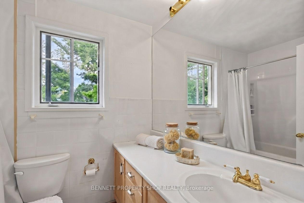 Photo 11 of Unit 1, 837 Eastvale Drive, Ottawa, Beaconwood — HOMEH