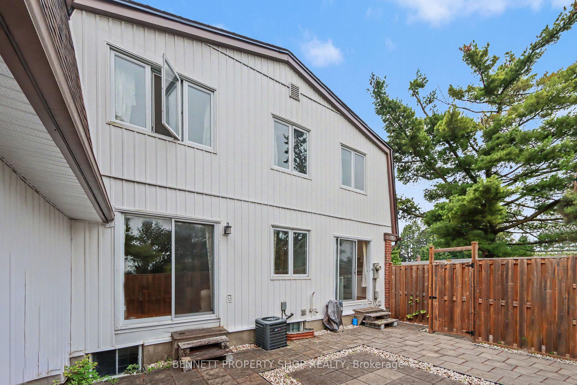 Photo 16 of Unit 1, 837 Eastvale Drive, Ottawa, Beaconwood — HOMEH