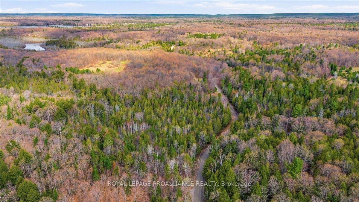 Photo 5 of 1860 North Road, Frontenac, Frontenac North — HOMEH