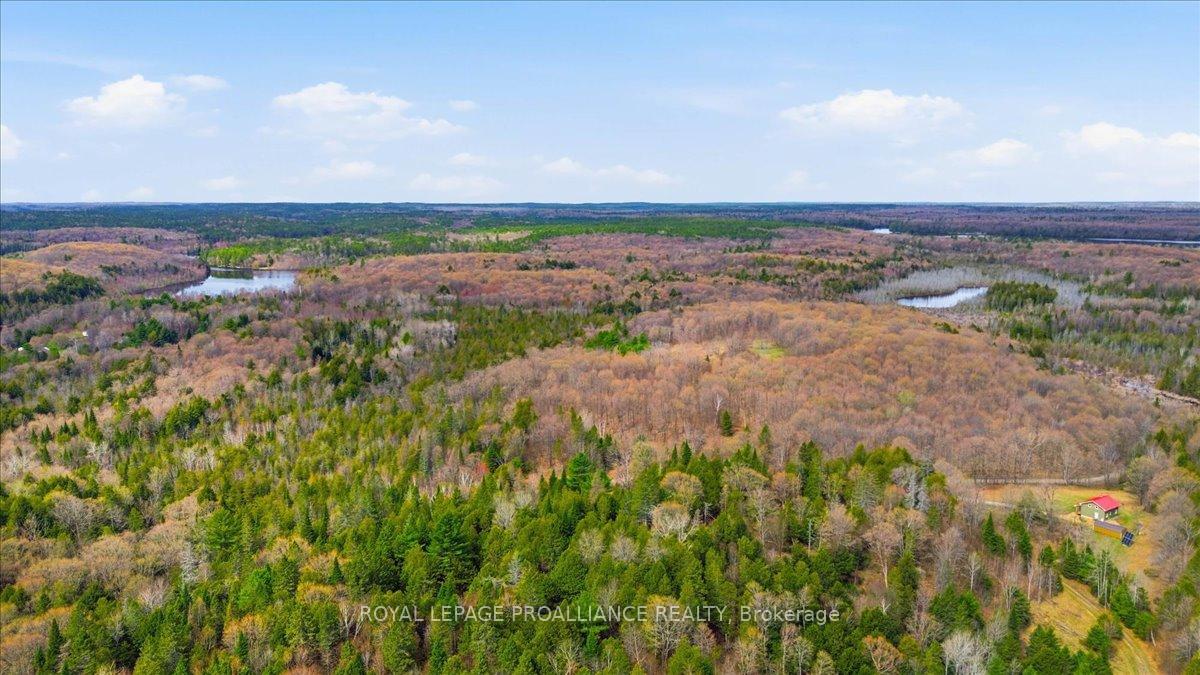 Photo 13 of 1860 North Road, Frontenac, Frontenac North — HOMEH