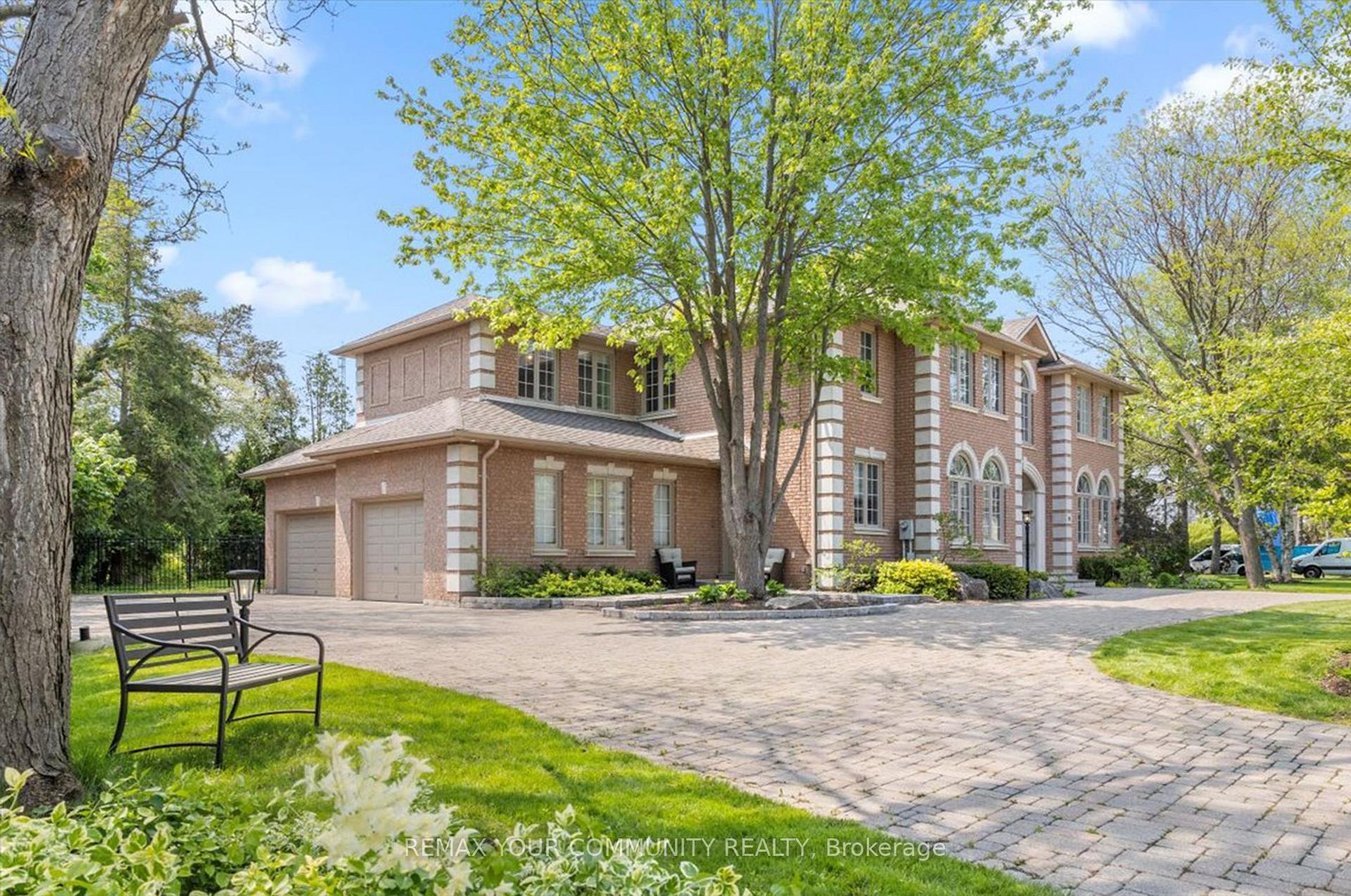 Photo 2 of 22 Valloncliffe Road, Markham, Bayview Glen — HOMEH