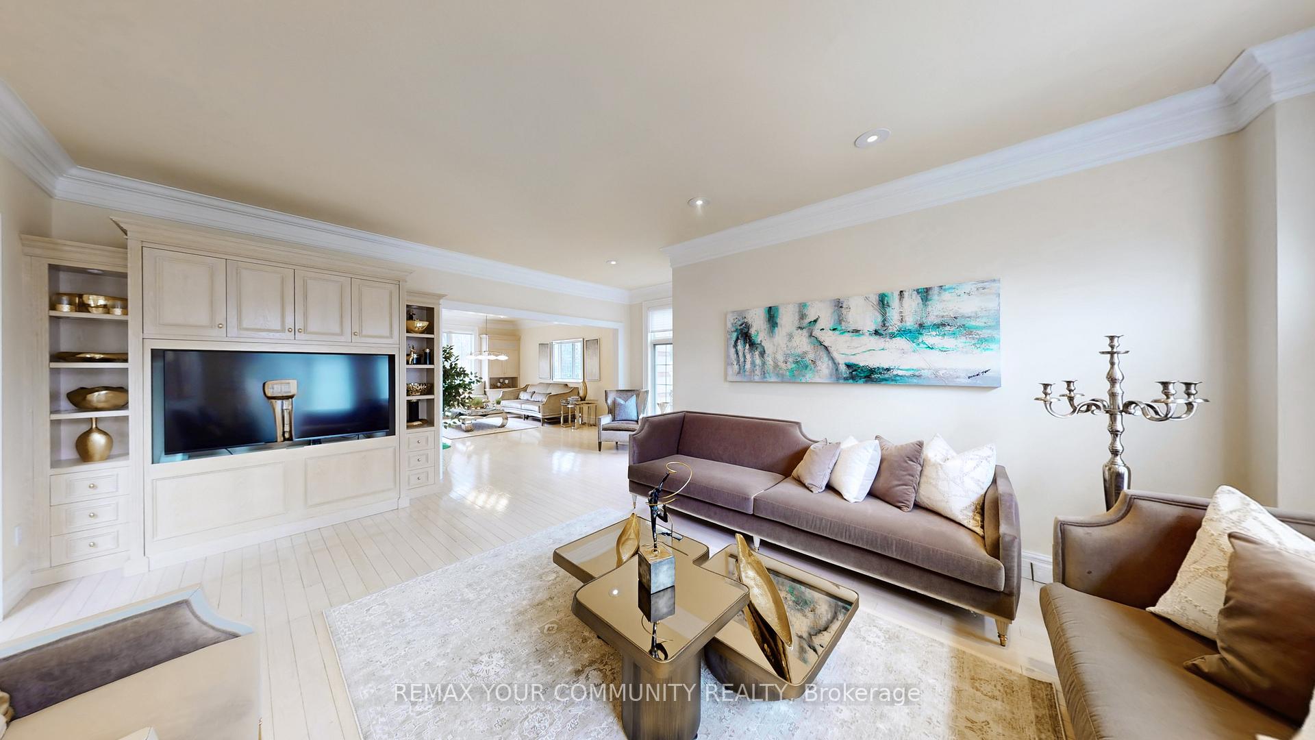 Photo 12 of 22 Valloncliffe Road, Markham, Bayview Glen — HOMEH