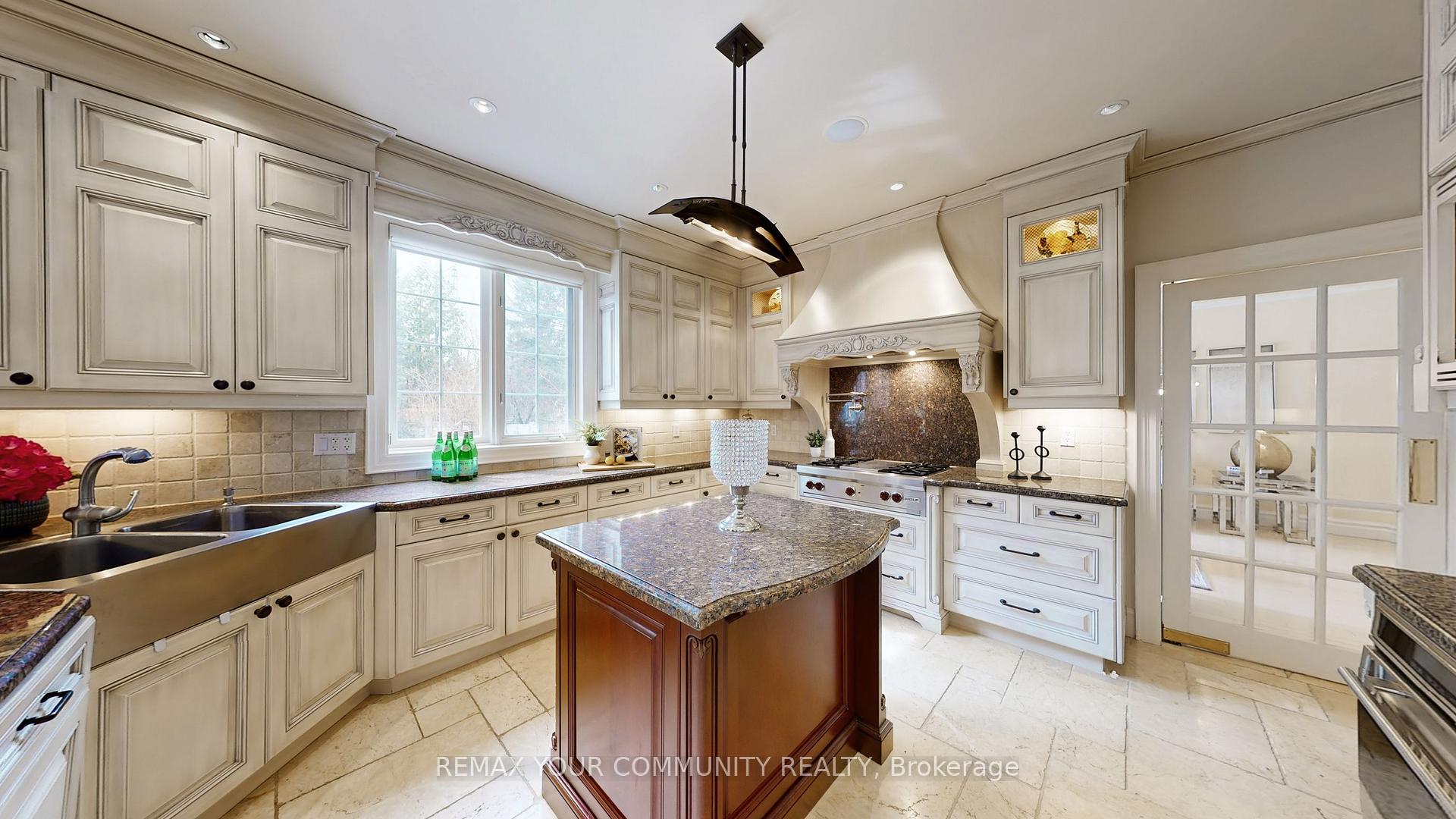 Photo 14 of 22 Valloncliffe Road, Markham, Bayview Glen — HOMEH
