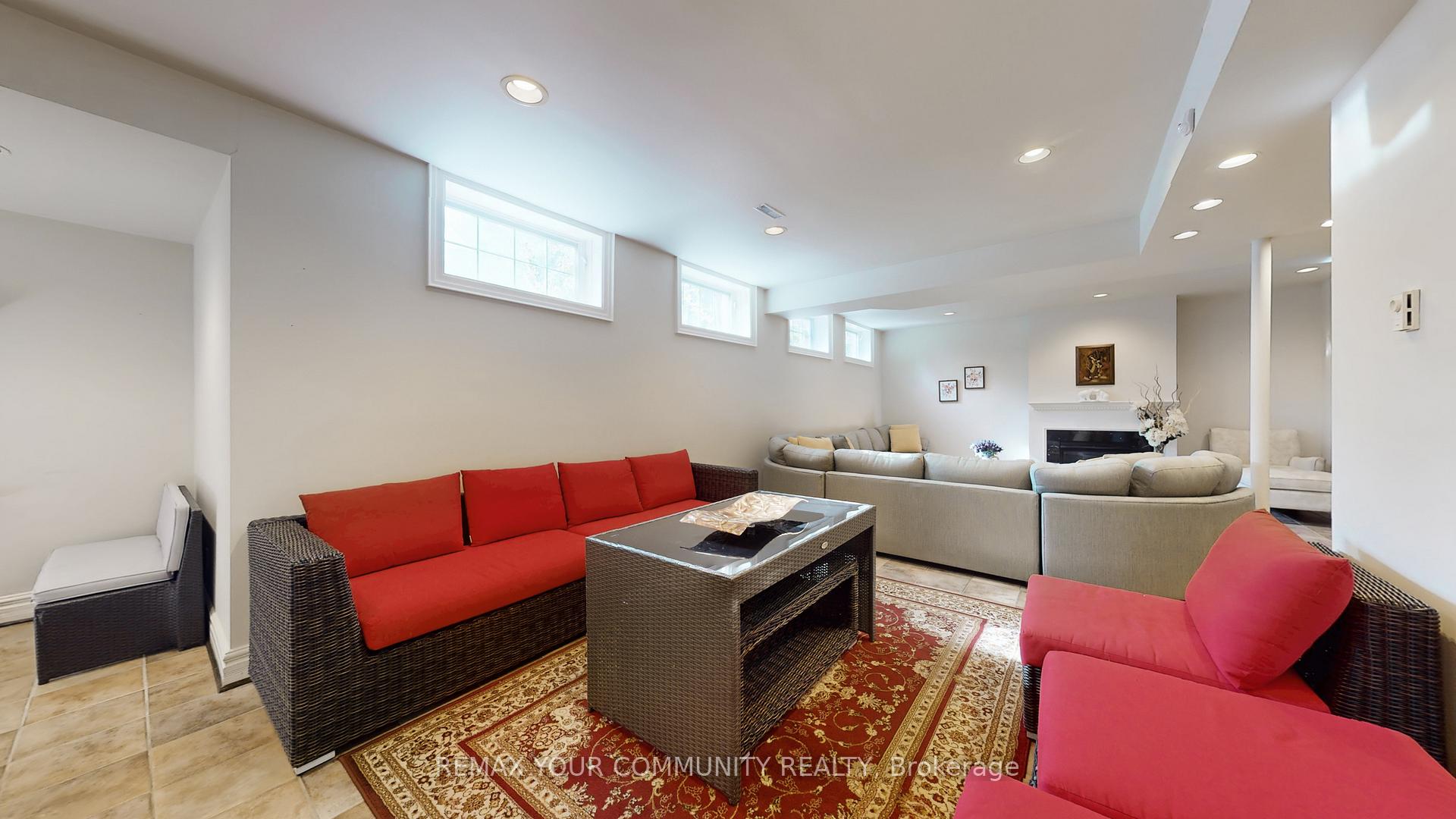 Photo 35 of 22 Valloncliffe Road, Markham, Bayview Glen — HOMEH