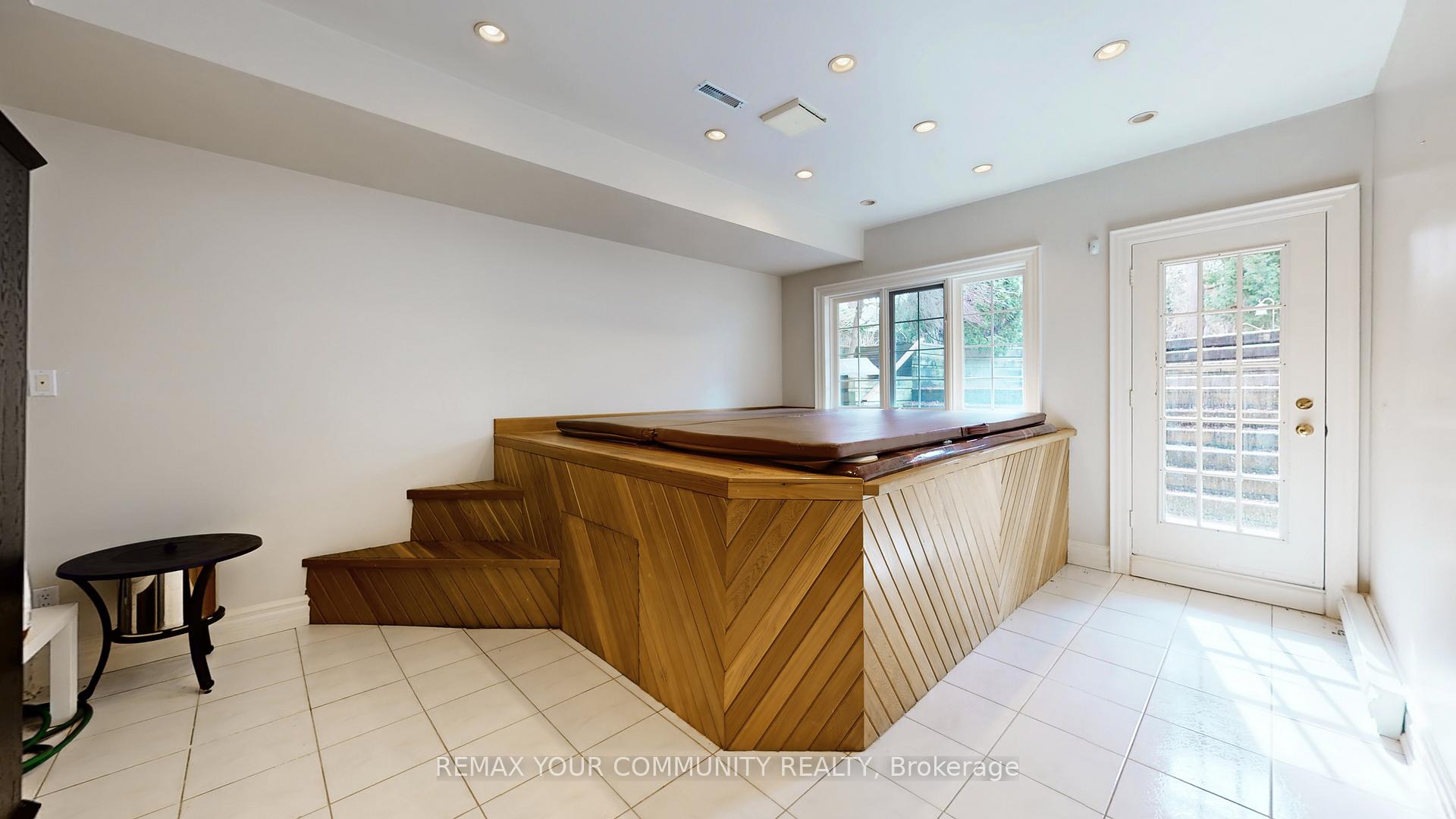 Photo 39 of 22 Valloncliffe Road, Markham, Bayview Glen — HOMEH