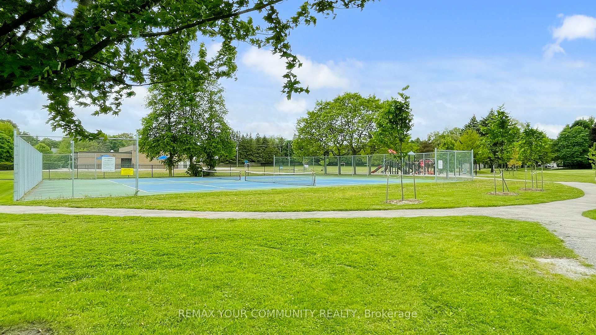 Photo 50 of 22 Valloncliffe Road, Markham, Bayview Glen — HOMEH