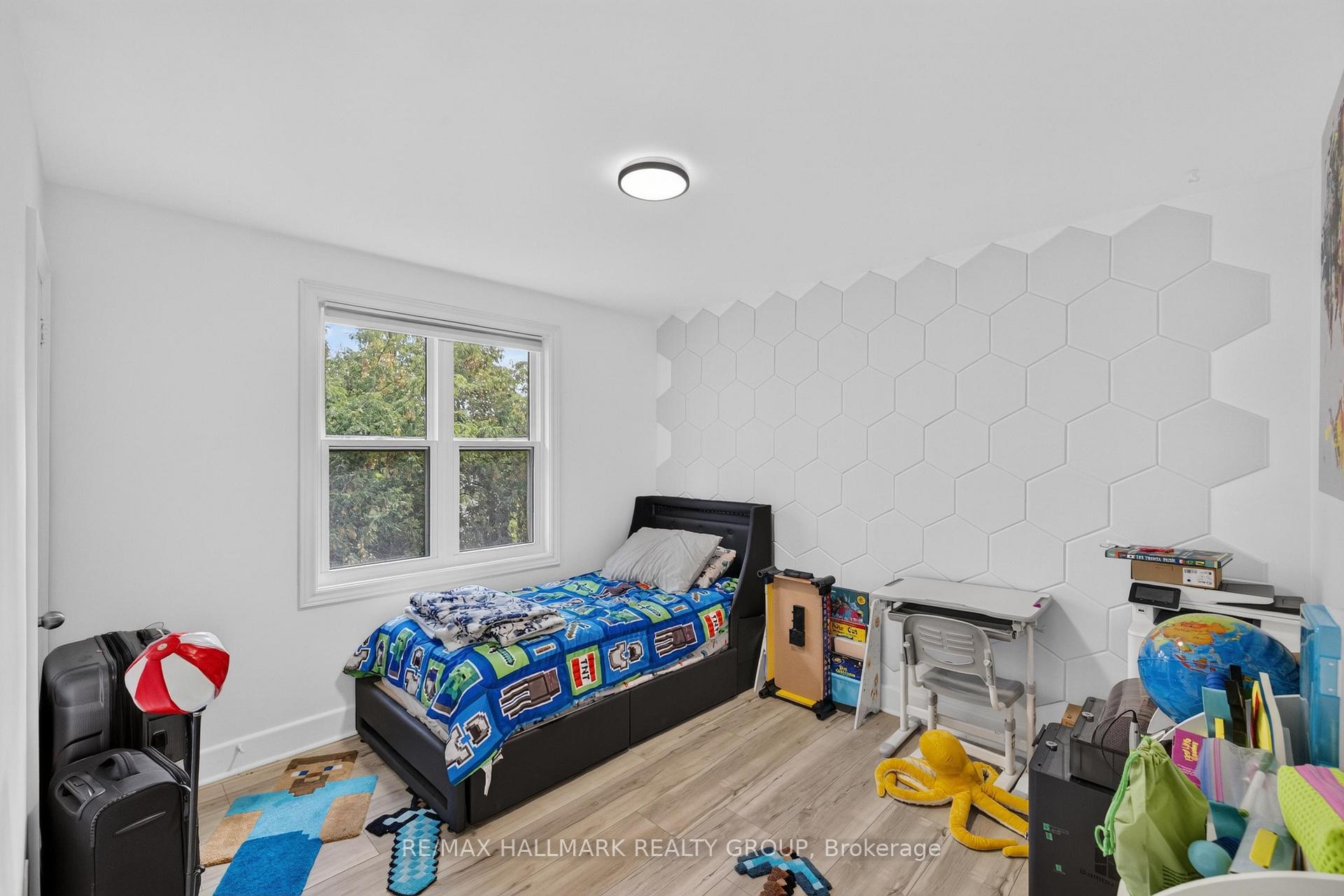Photo 17 of Unit 2, 297 Royal Avenue, Ottawa, Westboro West — HOMEH
