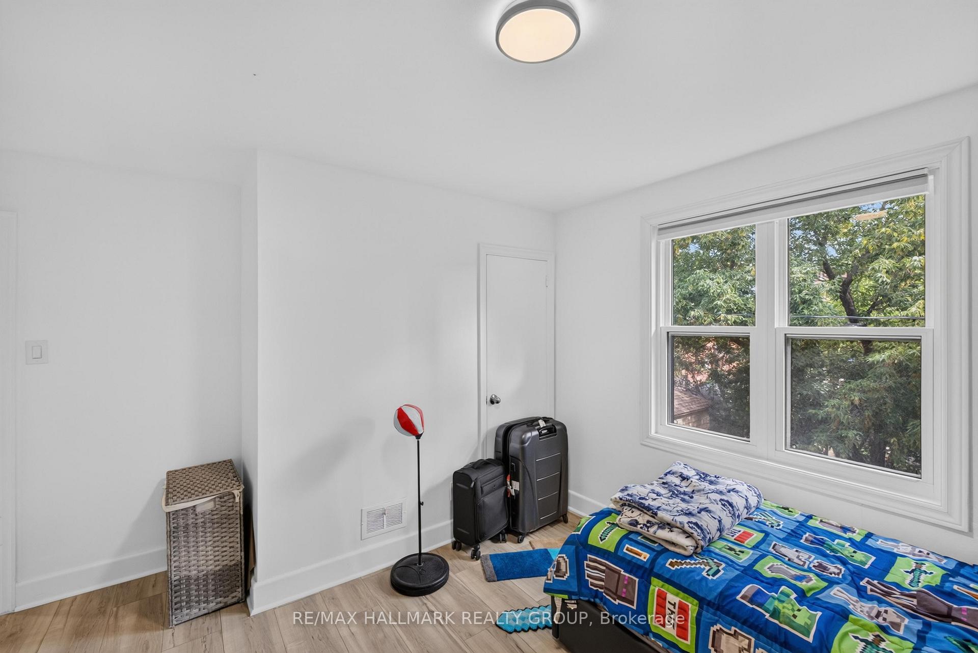 Photo 18 of Unit 2, 297 Royal Avenue, Ottawa, Westboro West — HOMEH