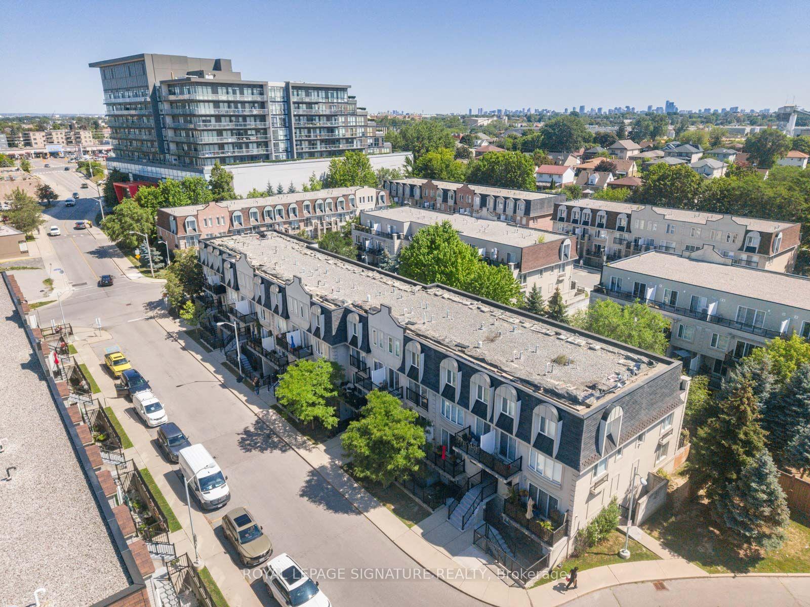 Photo 4 of Unit 2067, 65 George Appleton Way, North York, Downsview-Roding-CFB — HOMEH