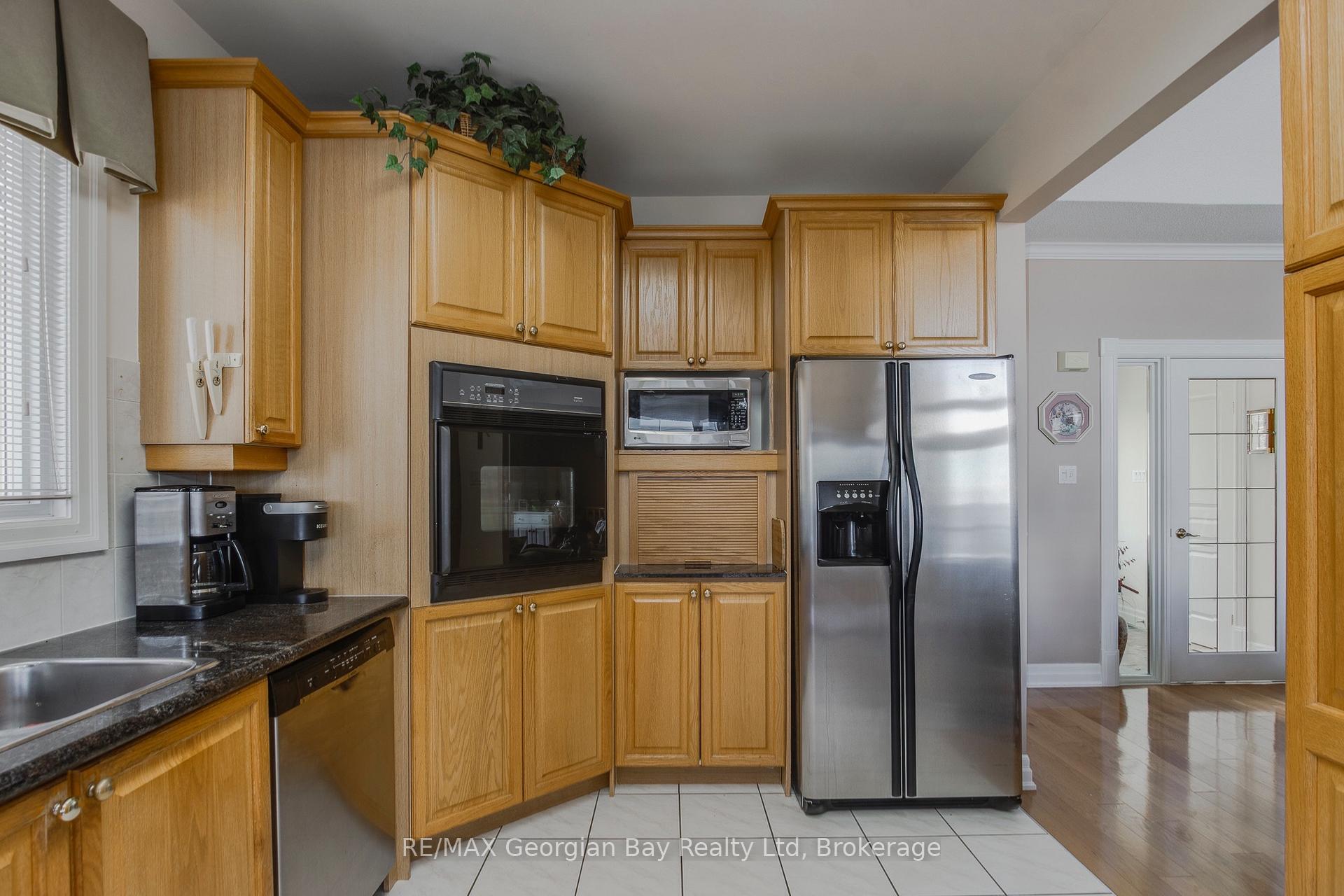 Photo 14 of 507 Aberdeen Boulevard, Midland — HOMEH