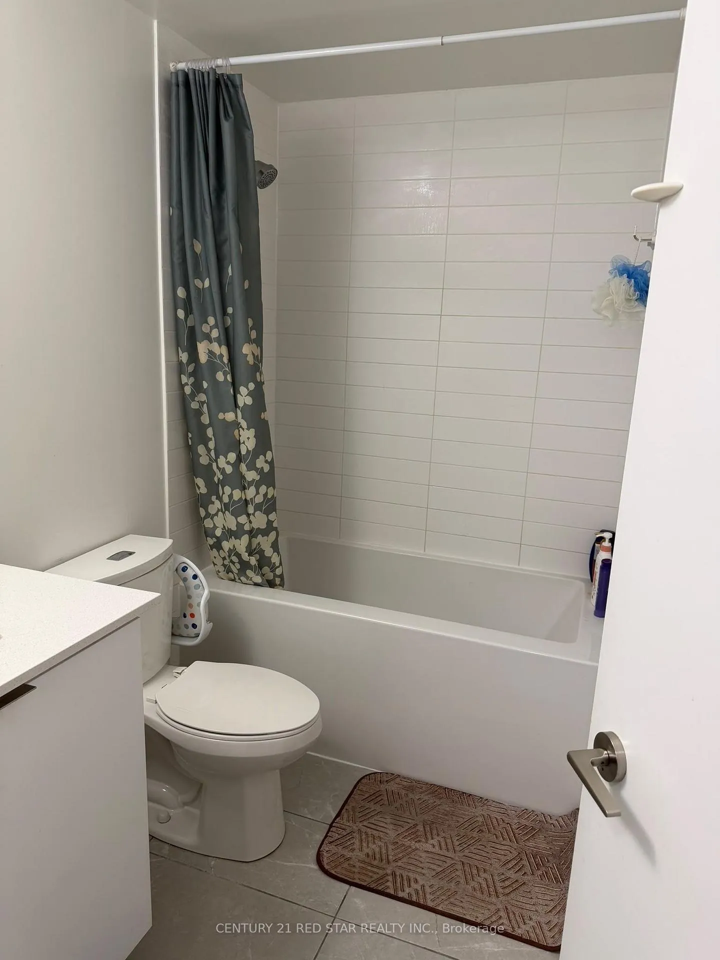 Photo 8 of Unit 706, 55 Duke Street W, Kitchener, City Commercial Core — HOMEH