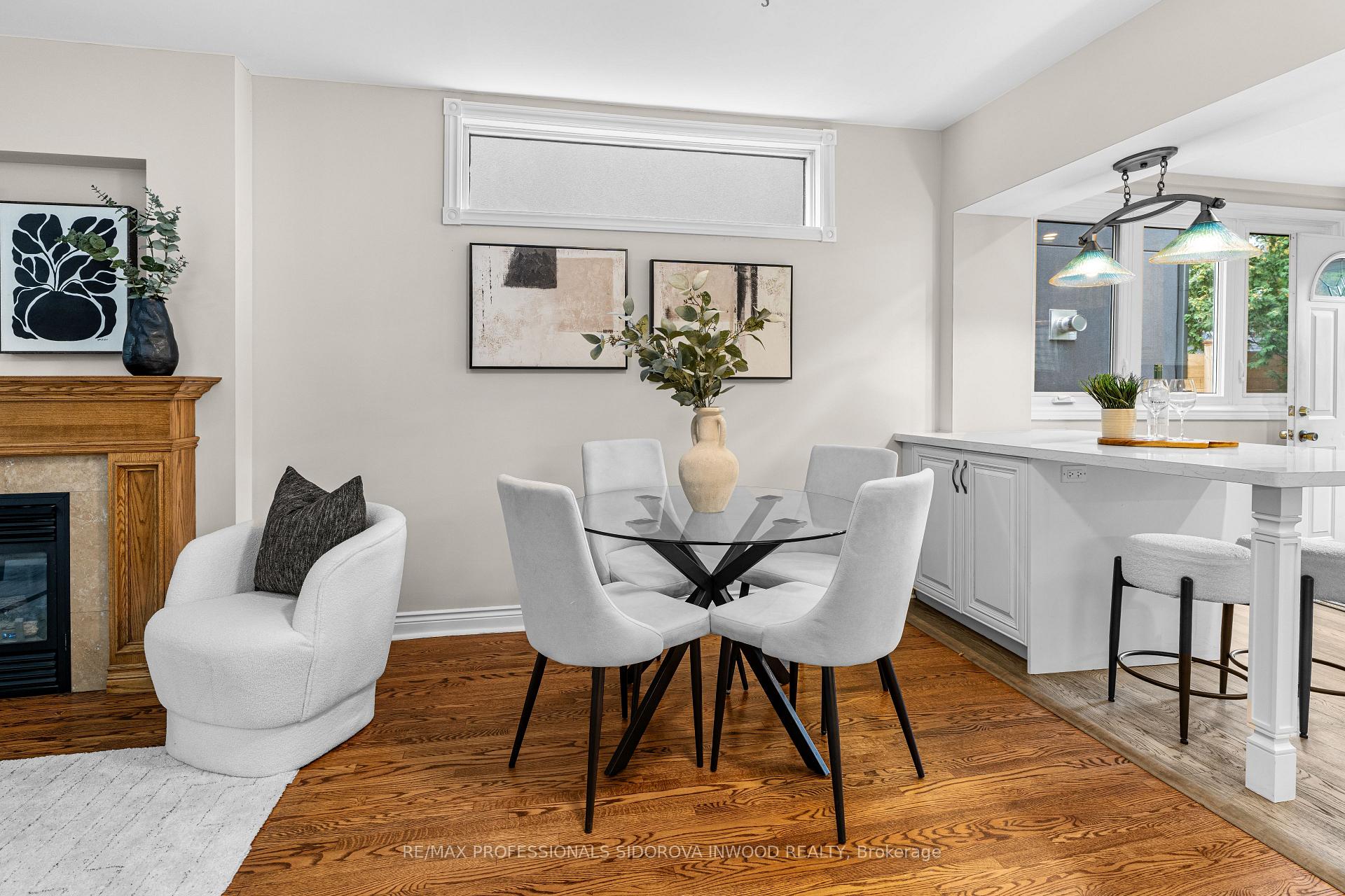 Photo 6 of 19 Harshaw Avenue, Toronto, Lambton Baby Point — HOMEH
