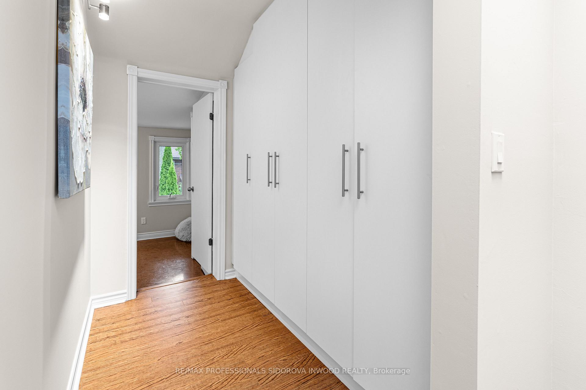 Photo 15 of 19 Harshaw Avenue, Toronto, Lambton Baby Point — HOMEH