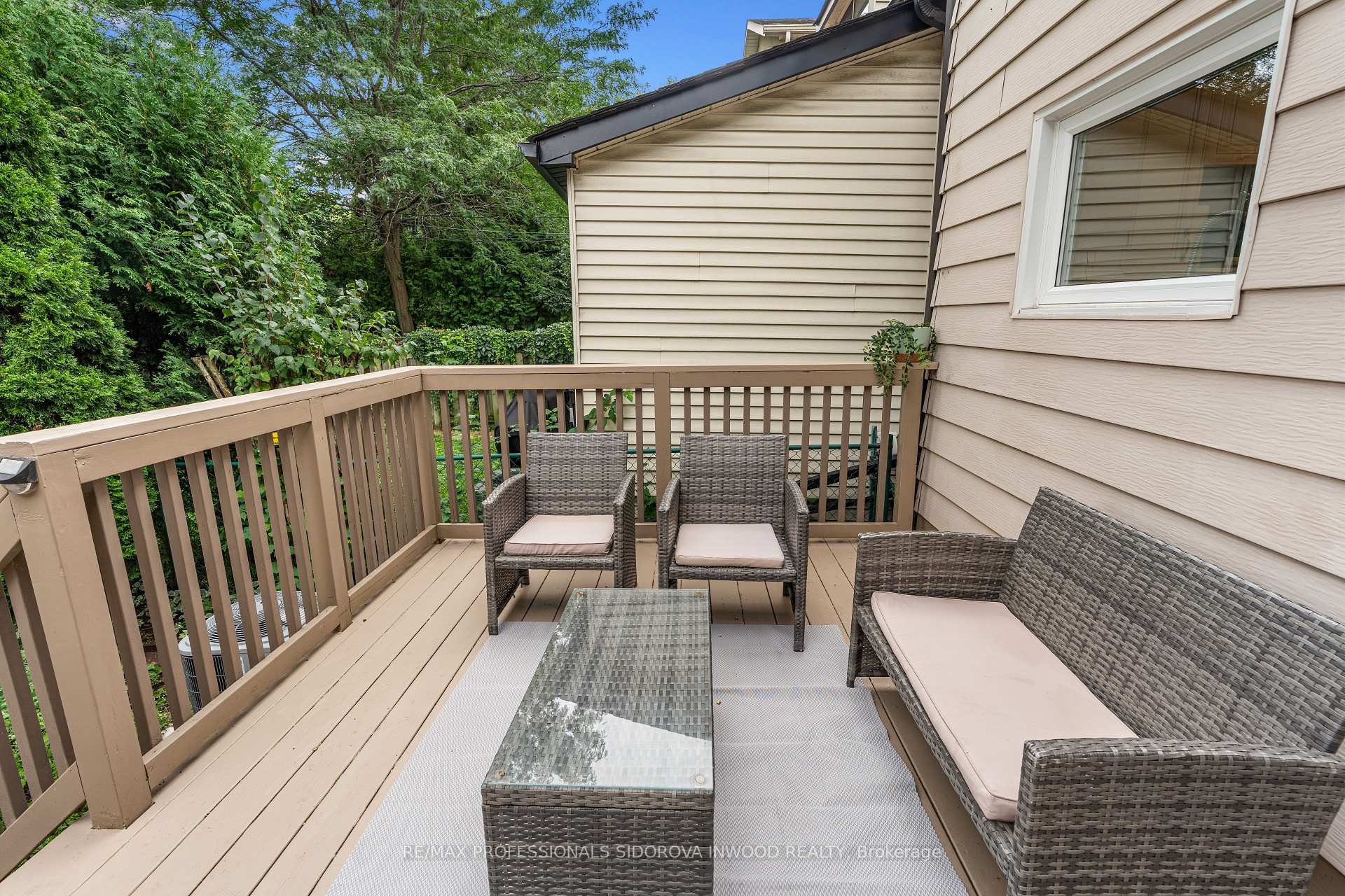 Photo 28 of 19 Harshaw Avenue, Toronto, Lambton Baby Point — HOMEH