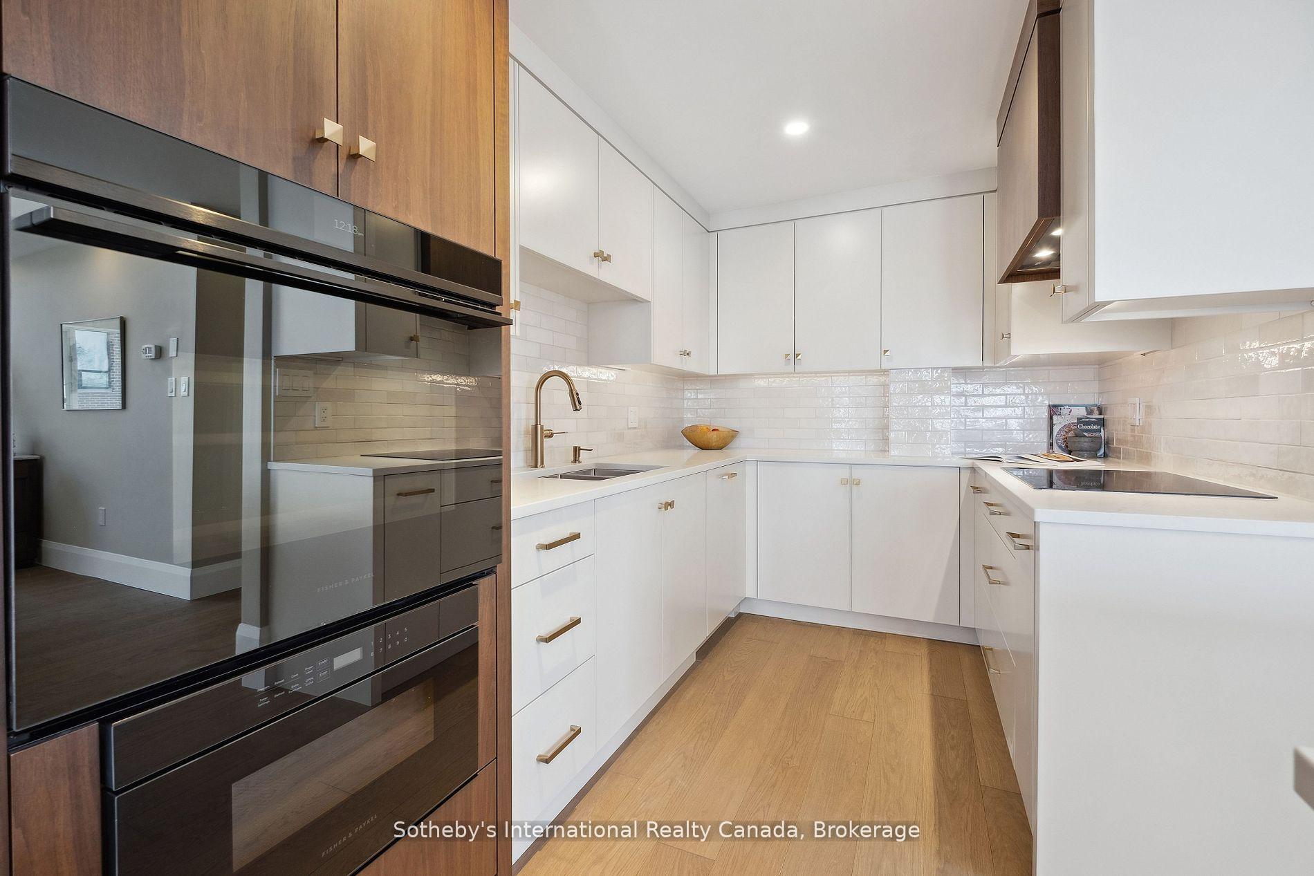 Photo 10 of Unit 401, 30 Front Street, Stratford — HOMEH