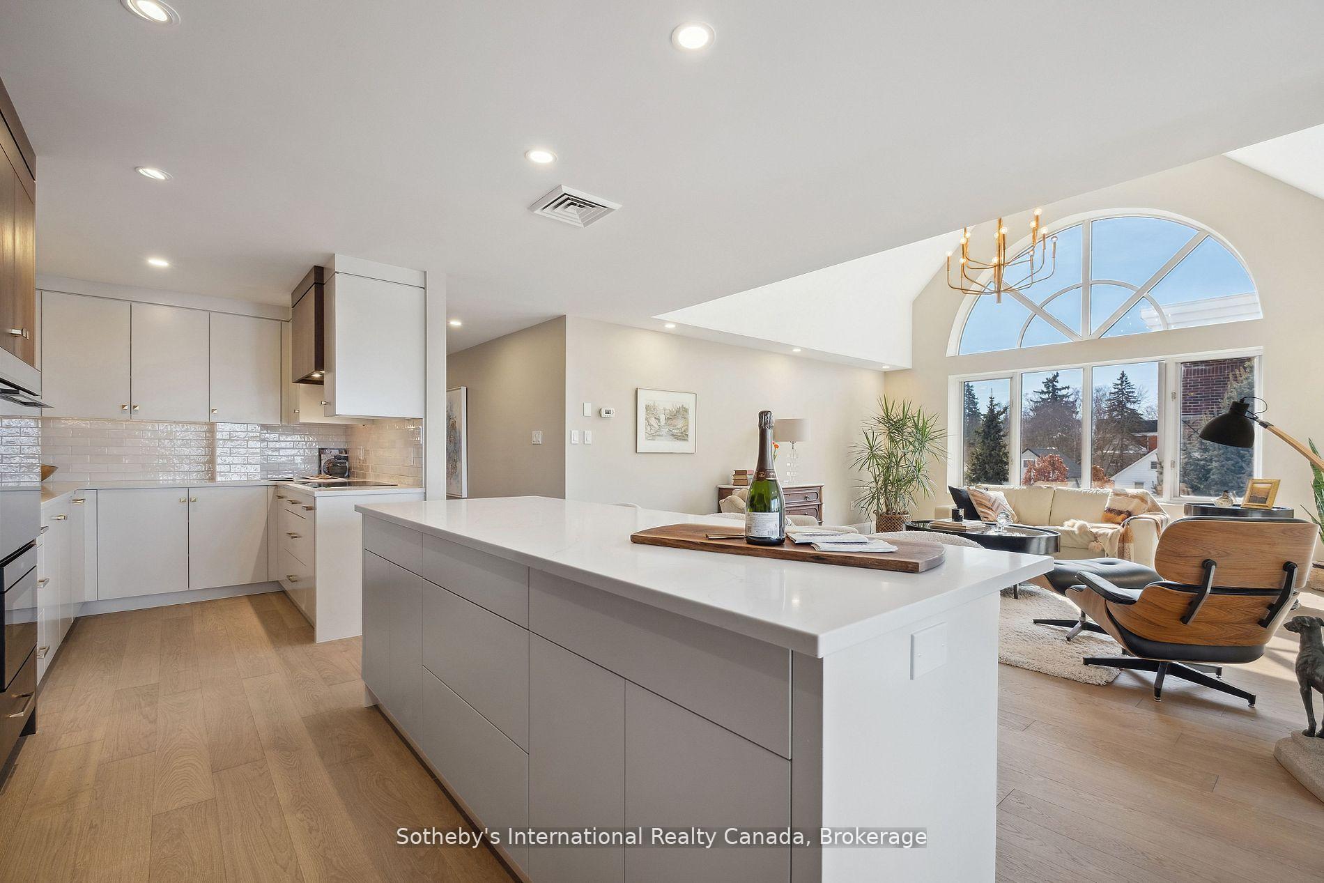 Photo 13 of Unit 401, 30 Front Street, Stratford — HOMEH