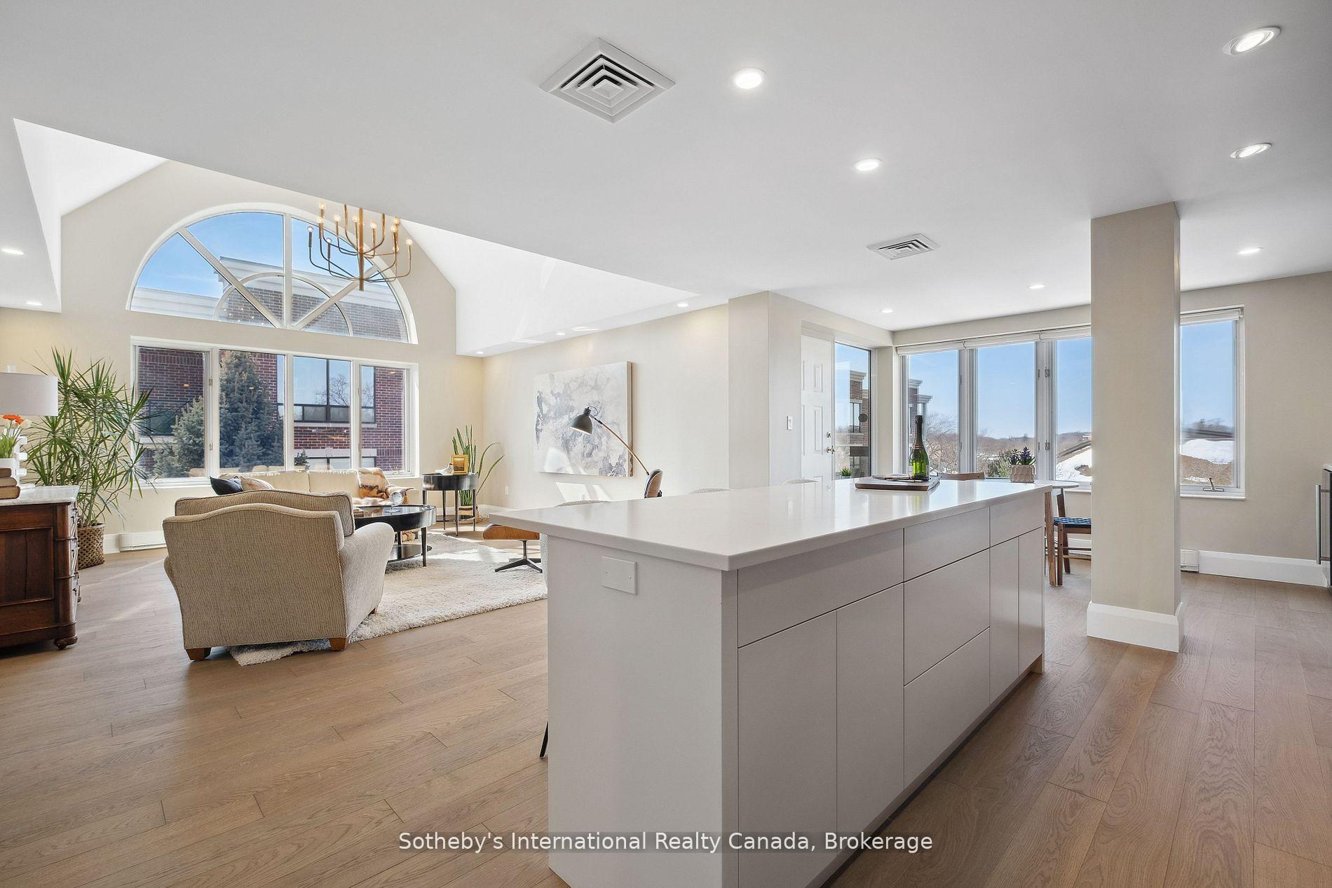Photo 14 of Unit 401, 30 Front Street, Stratford — HOMEH