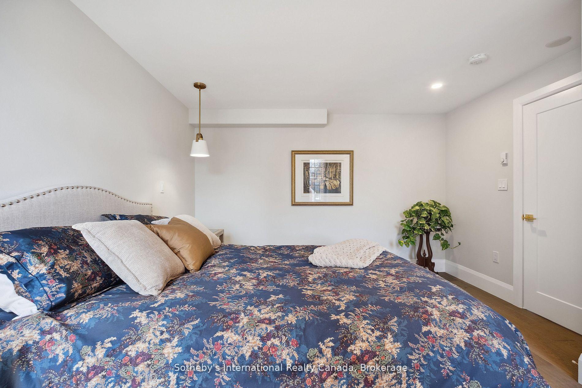Photo 19 of Unit 401, 30 Front Street, Stratford — HOMEH