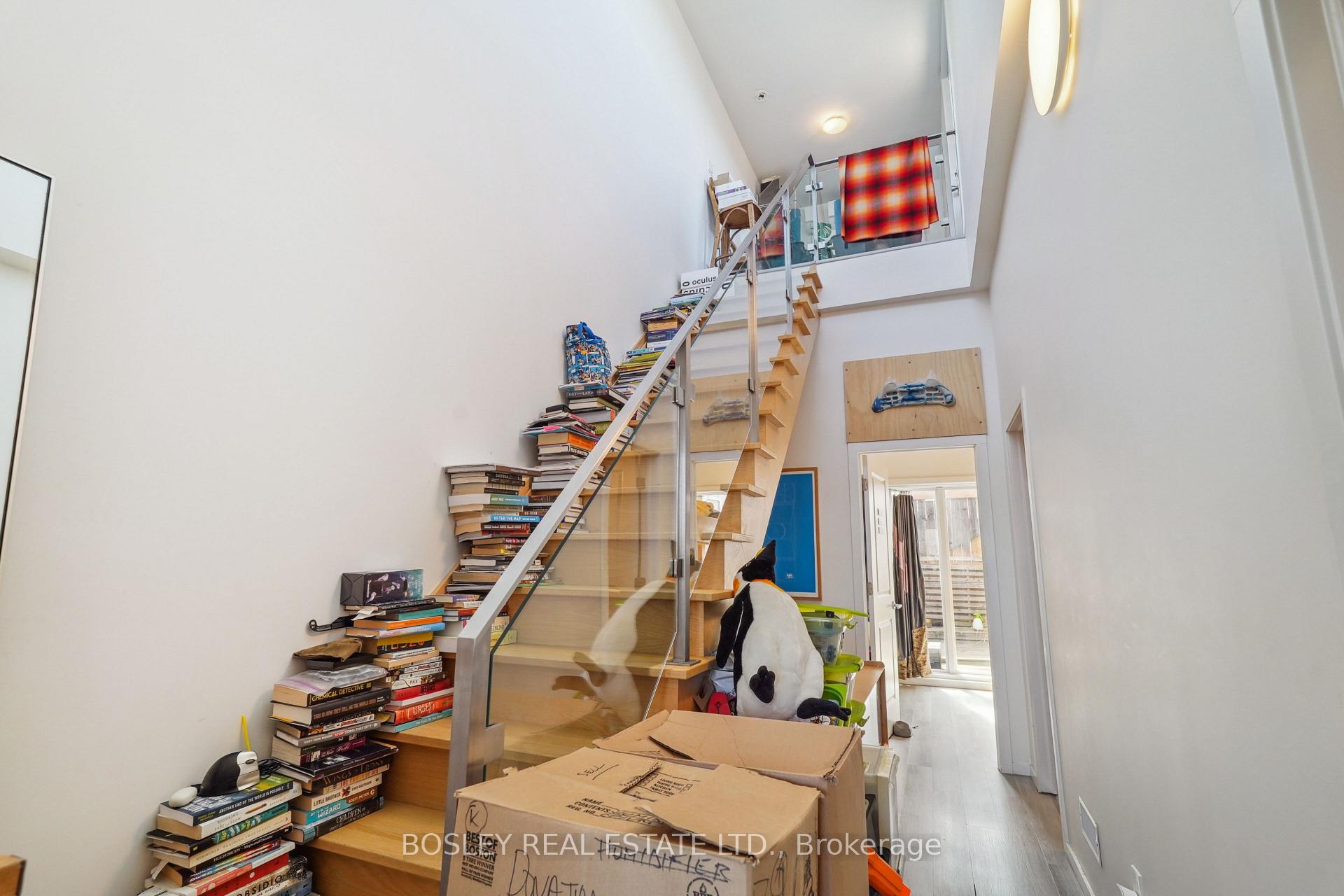 Photo 12 of 890 Queen Street W, Toronto, Trinity-Bellwoods — HOMEH