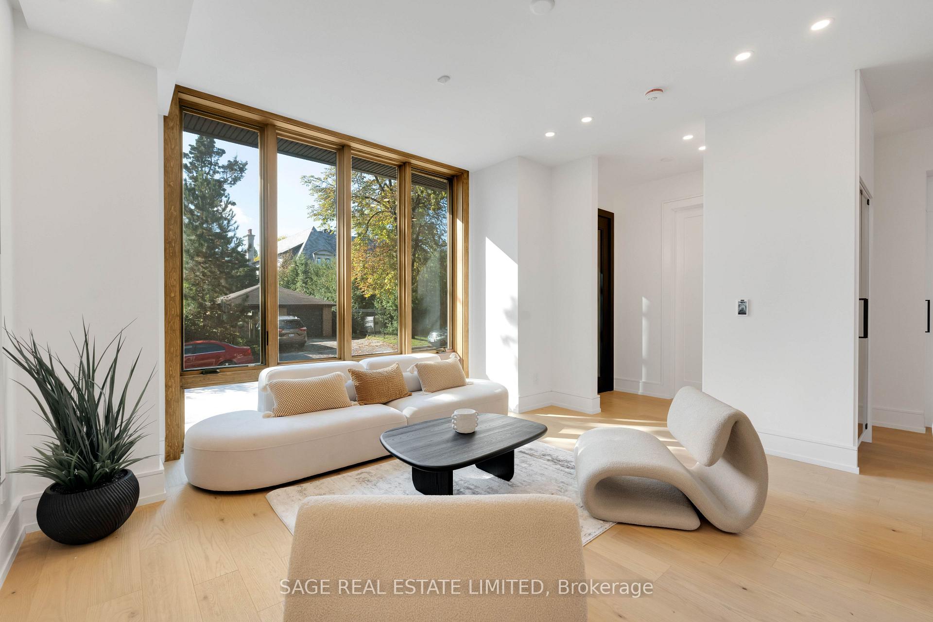 Photo 2 of 50 Glen Echo Road, Toronto, Lawrence Park North — HOMEH