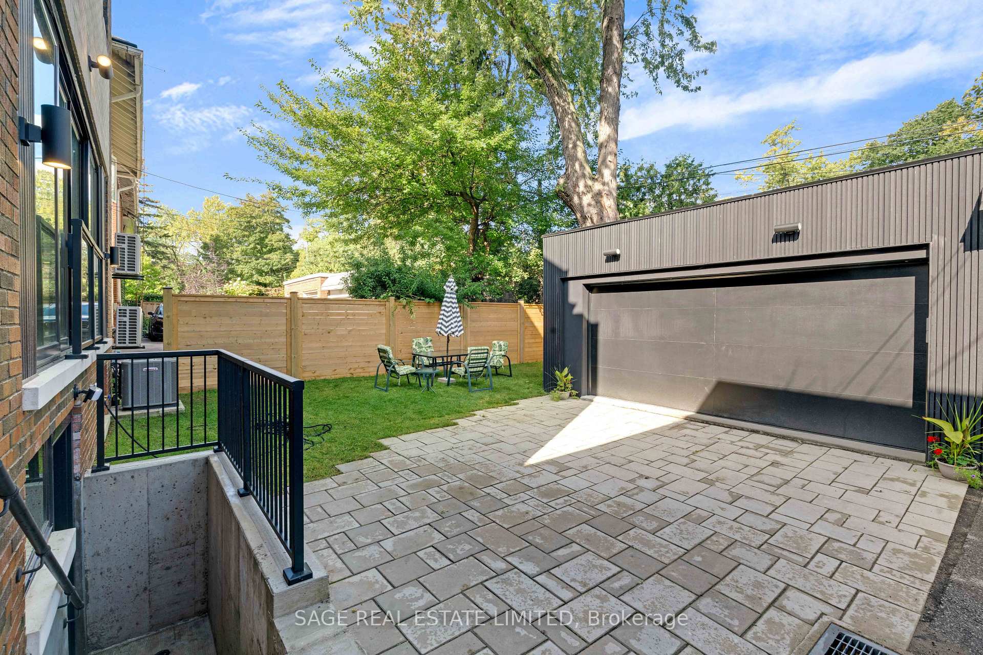 Photo 33 of 50 Glen Echo Road, Toronto, Lawrence Park North — HOMEH