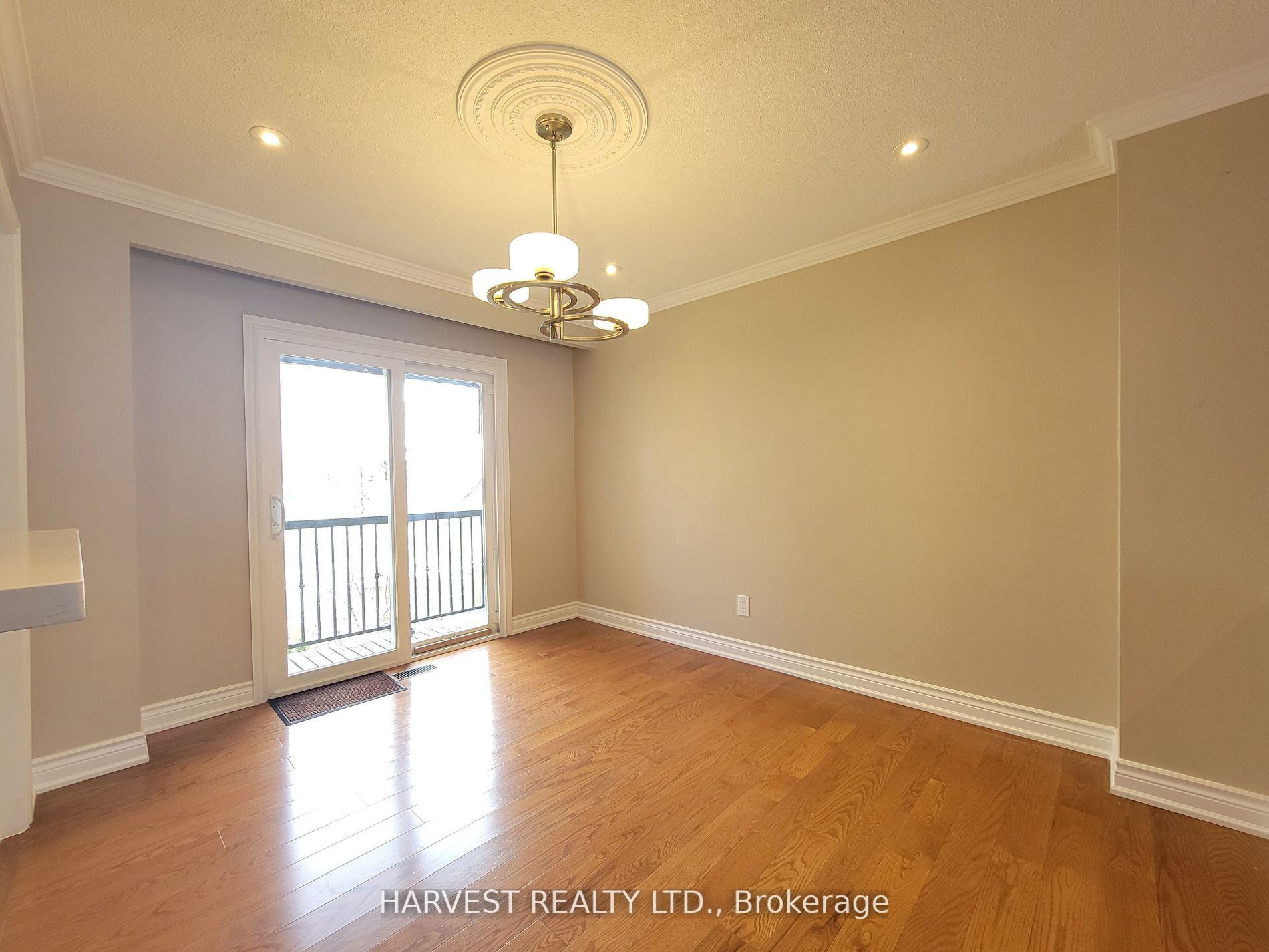 Photo 12 of 55 Ashglen Way, Markham, Unionville — HOMEH