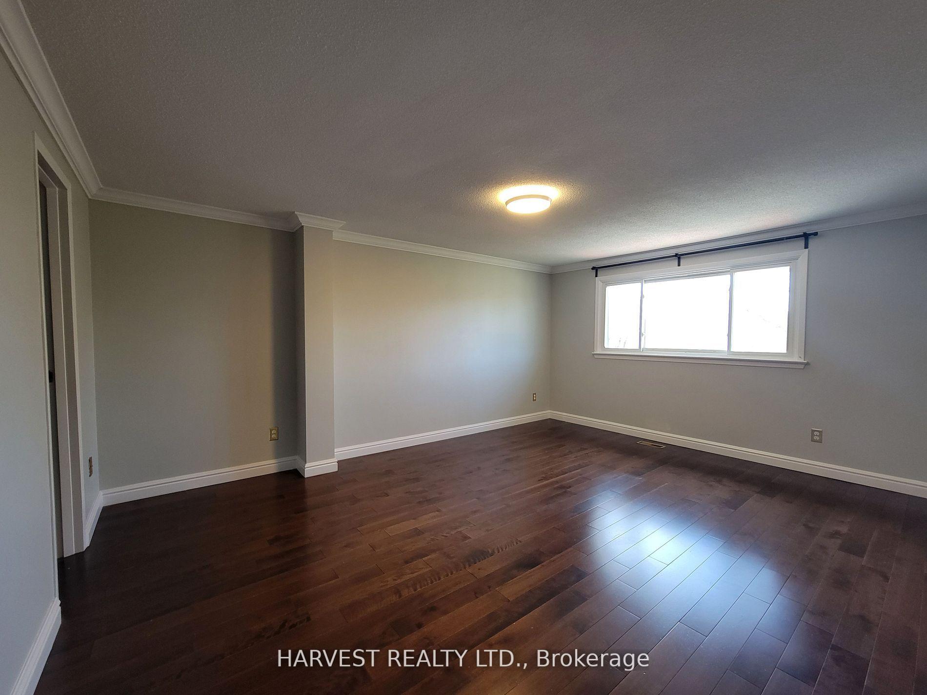 Photo 15 of 55 Ashglen Way, Markham, Unionville — HOMEH