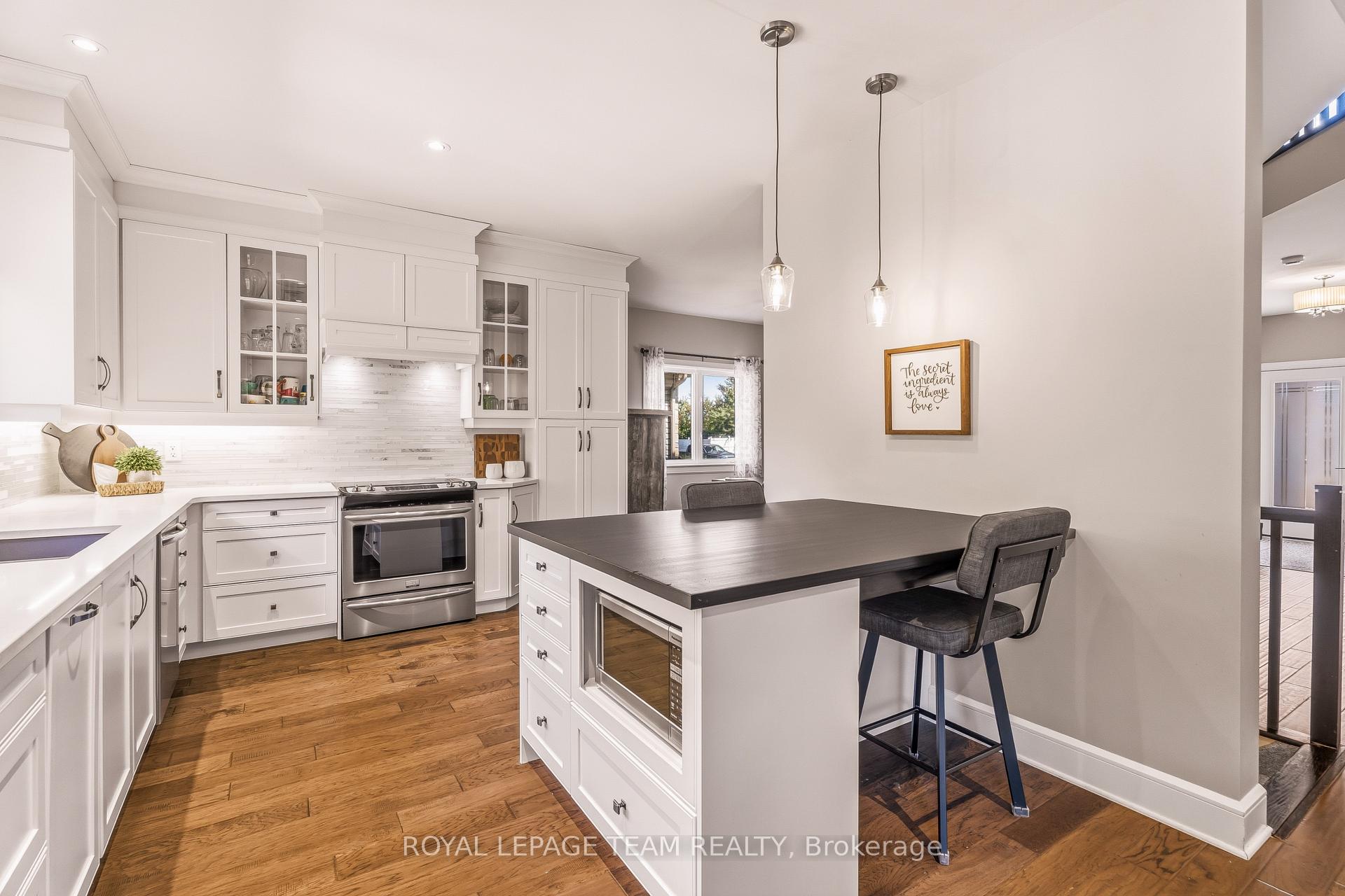 Photo 15 of 218 Arthur Street, Arnprior, Arnprior — HOMEH