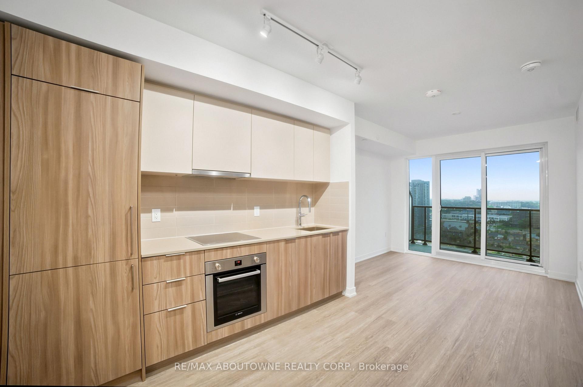 Photo 11 of Unit 2303, 15 David Salomon Drive, Toronto, Flemingdon Park — HOMEH