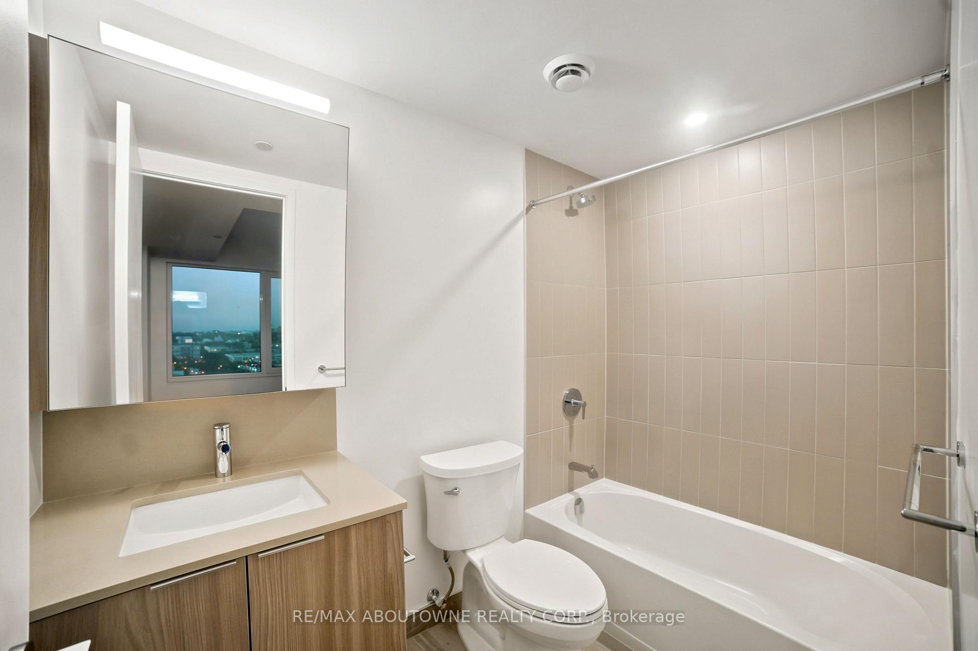 Photo 17 of Unit 2303, 15 David Salomon Drive, Toronto, Flemingdon Park — HOMEH