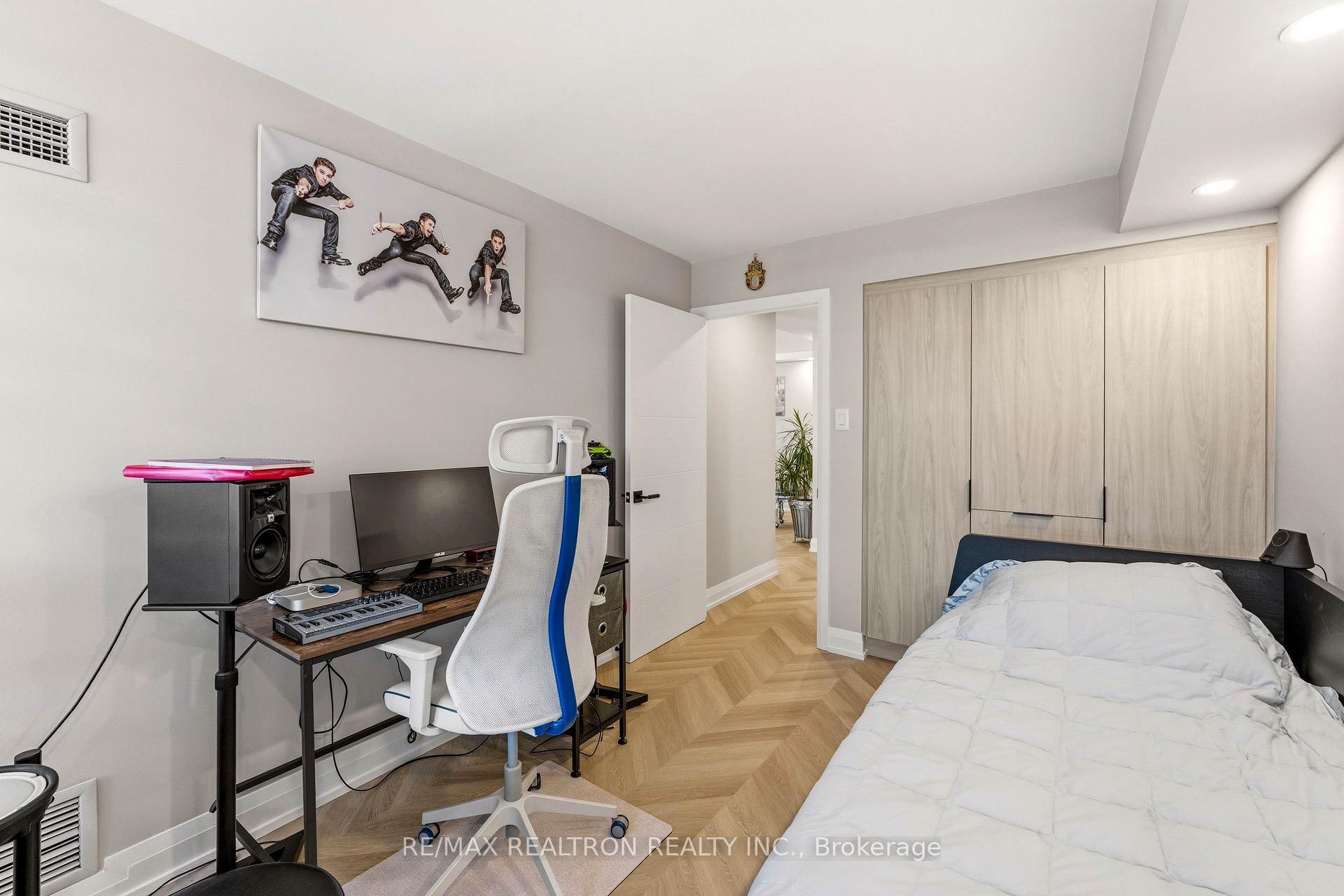 Photo 36 of Unit 312, 11 Townsgate Drive, Vaughan, Crestwood-Springfarm-Yorkhill — HOMEH