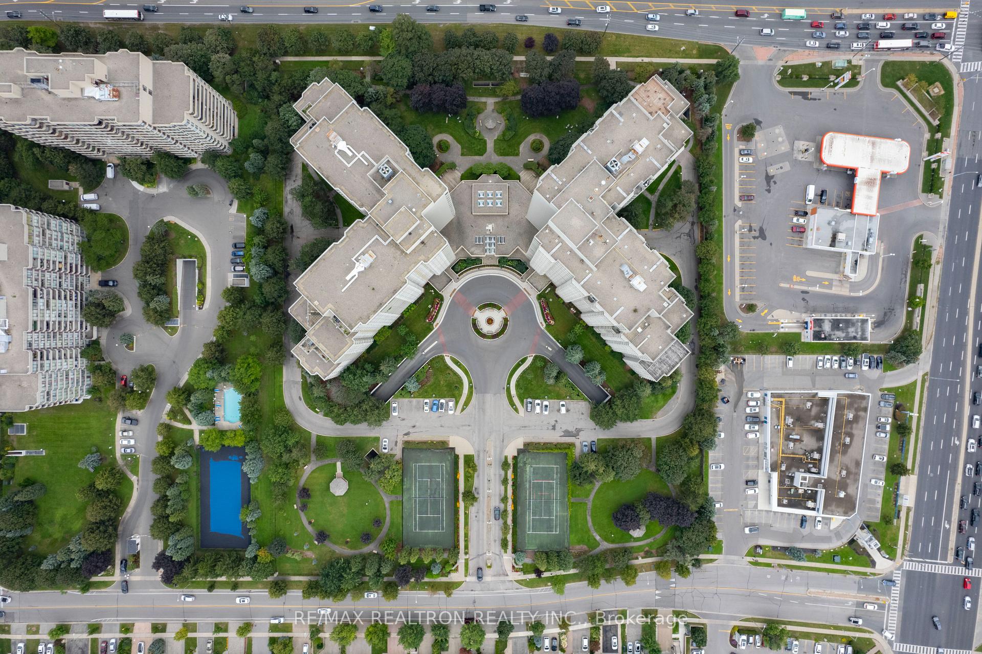 Photo 49 of Unit 312, 11 Townsgate Drive, Vaughan, Crestwood-Springfarm-Yorkhill — HOMEH